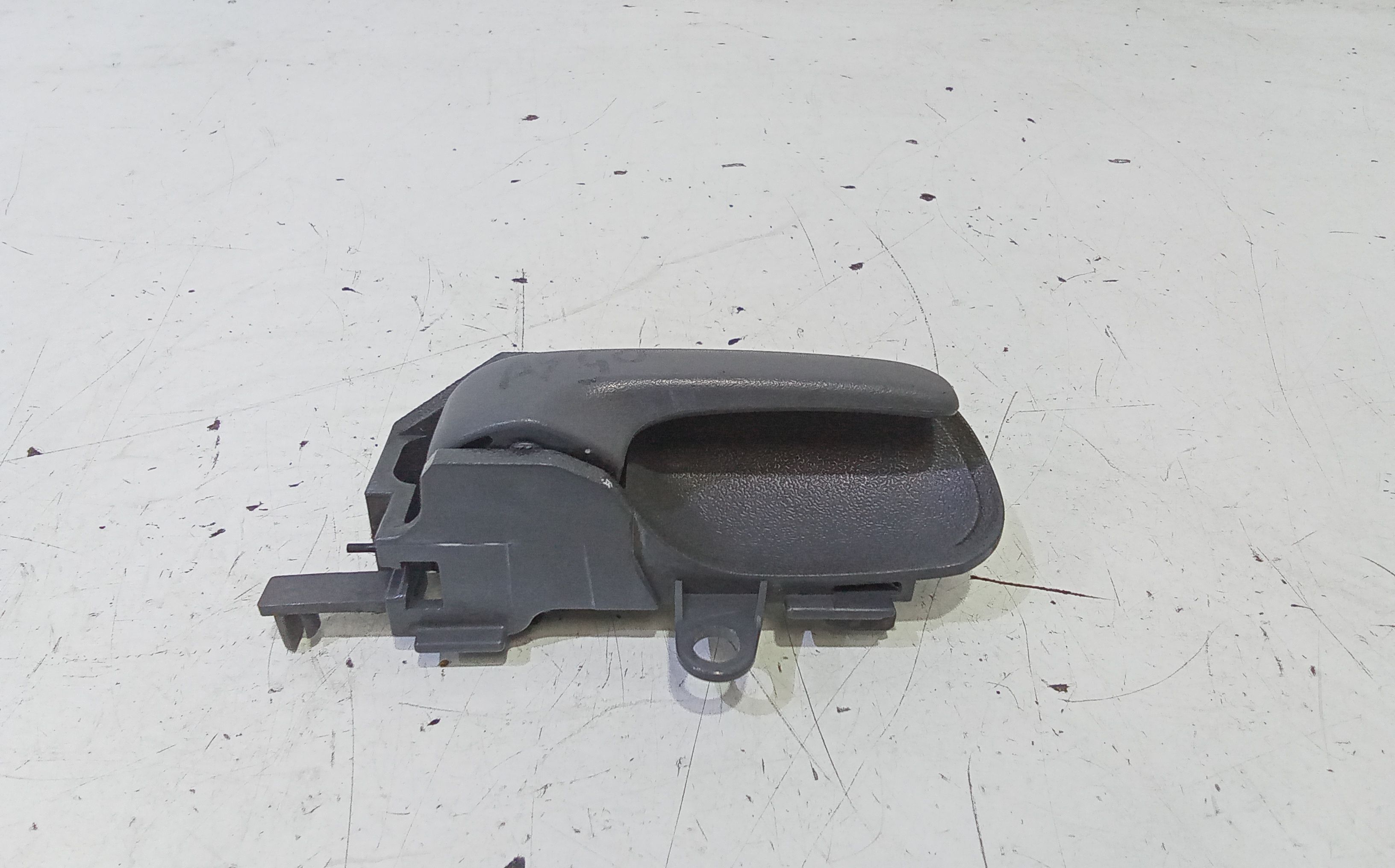 Maniglia Int. Apertura Porta Ant. Destro Usato