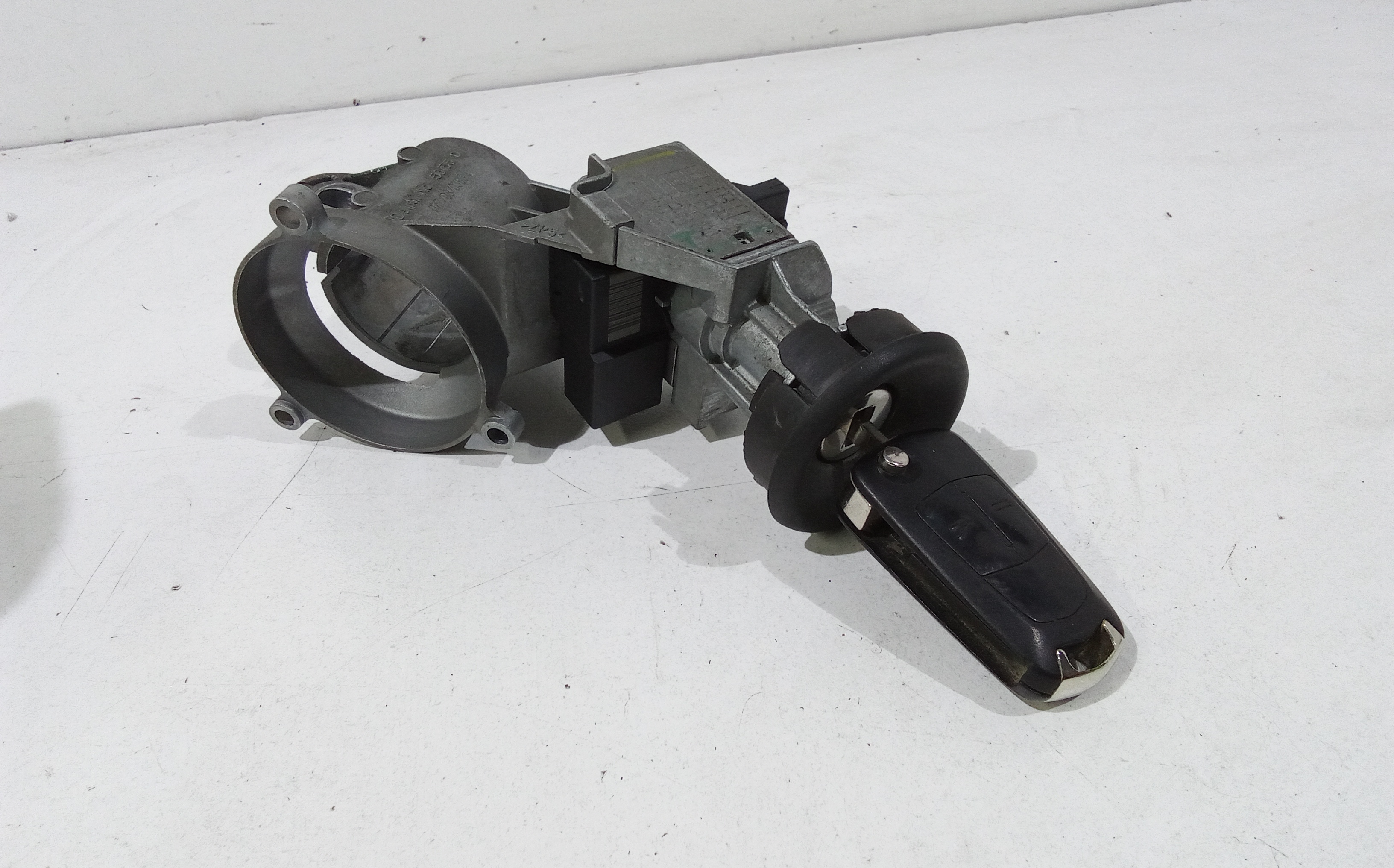 Commutatore Avviamento Con Cilindretti Serrature Usato