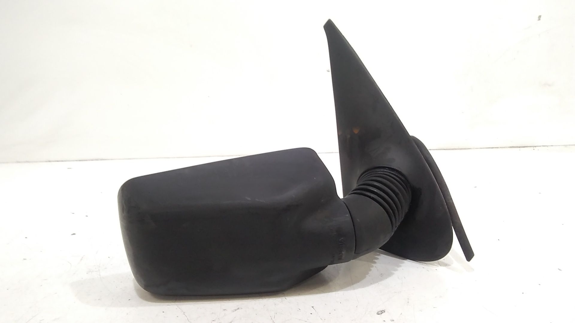 Retrovisore Est. Destro Usato