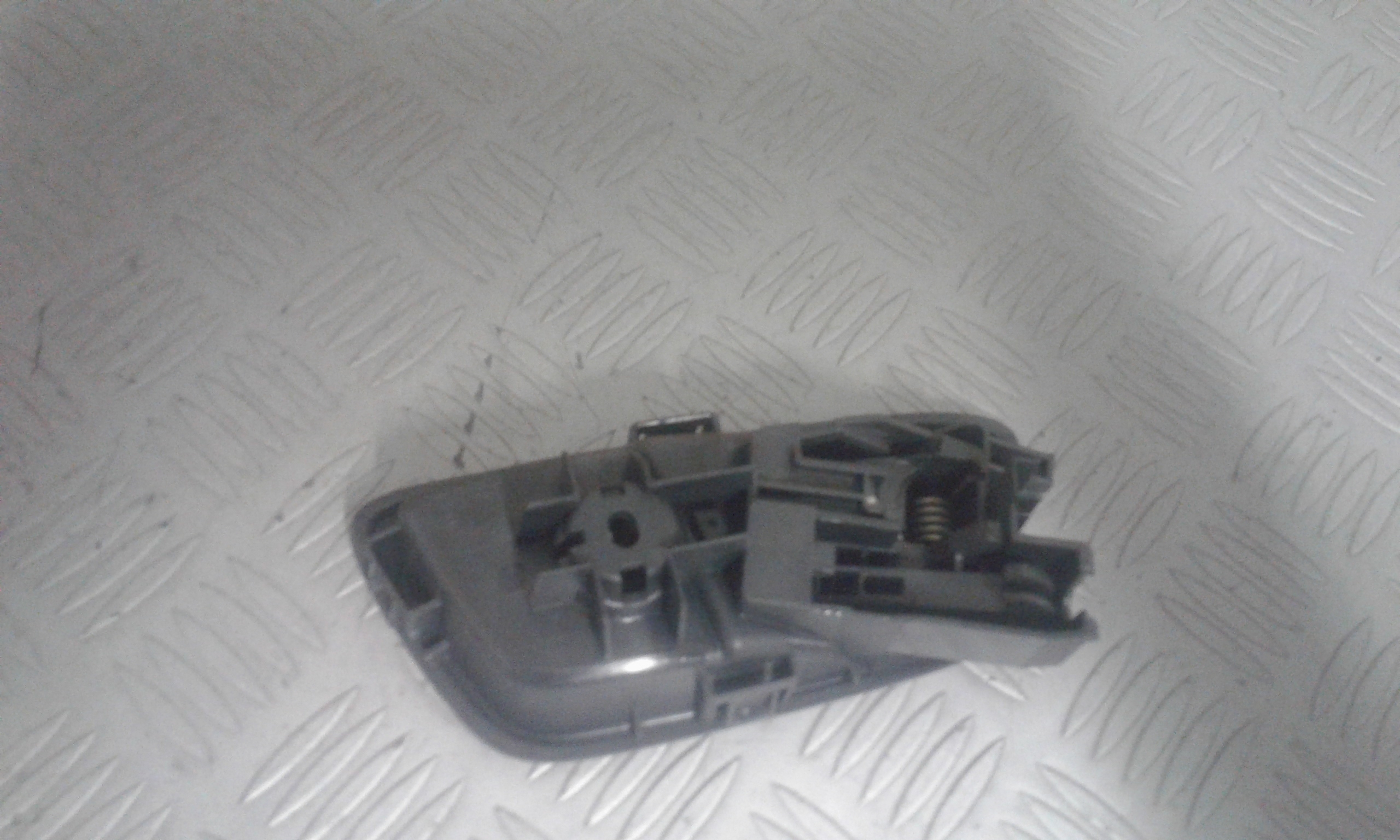 Maniglia Int. Apertura Porta Post. Sinistro Usato