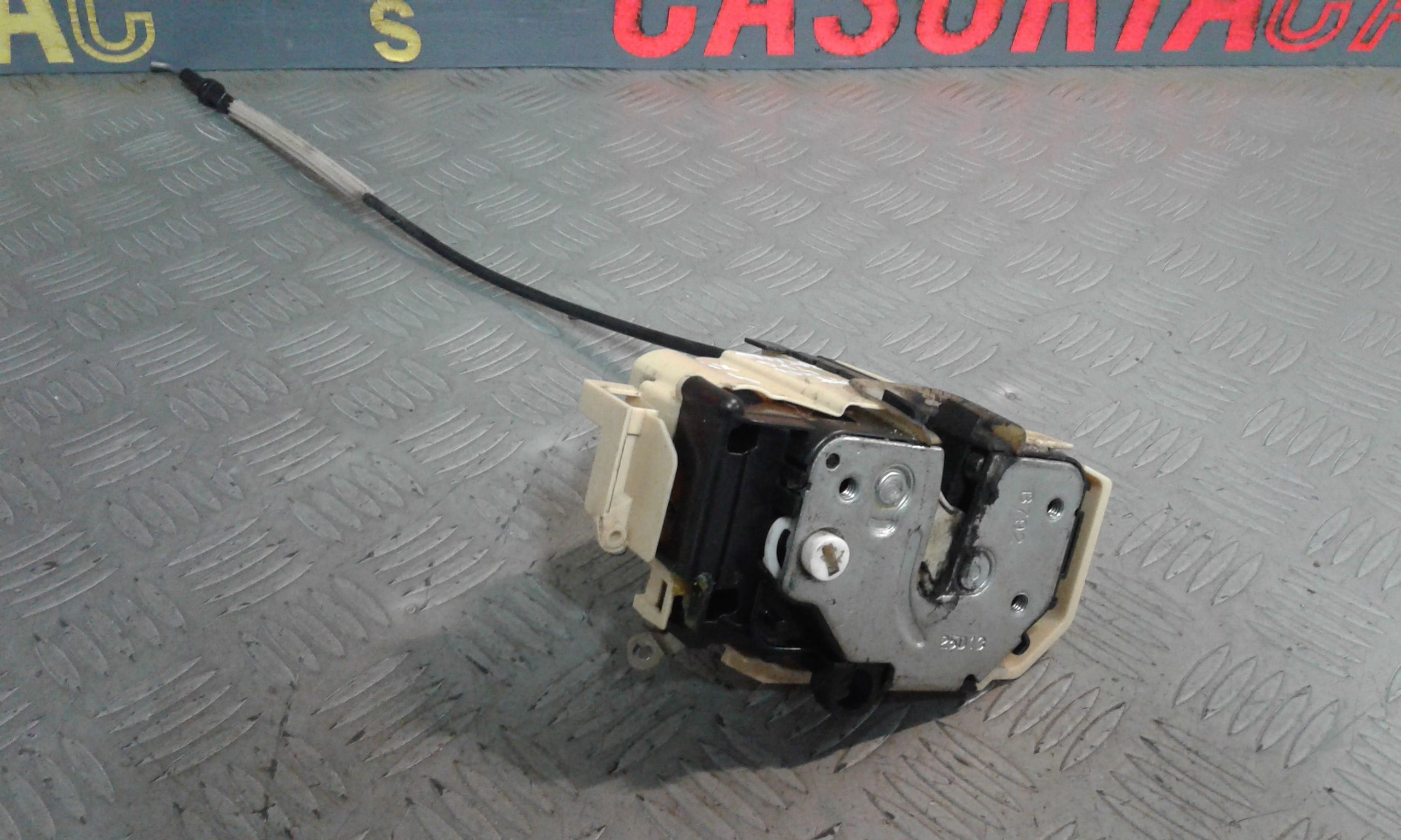 Serratura Porta Post. Destro 52191506 Usato