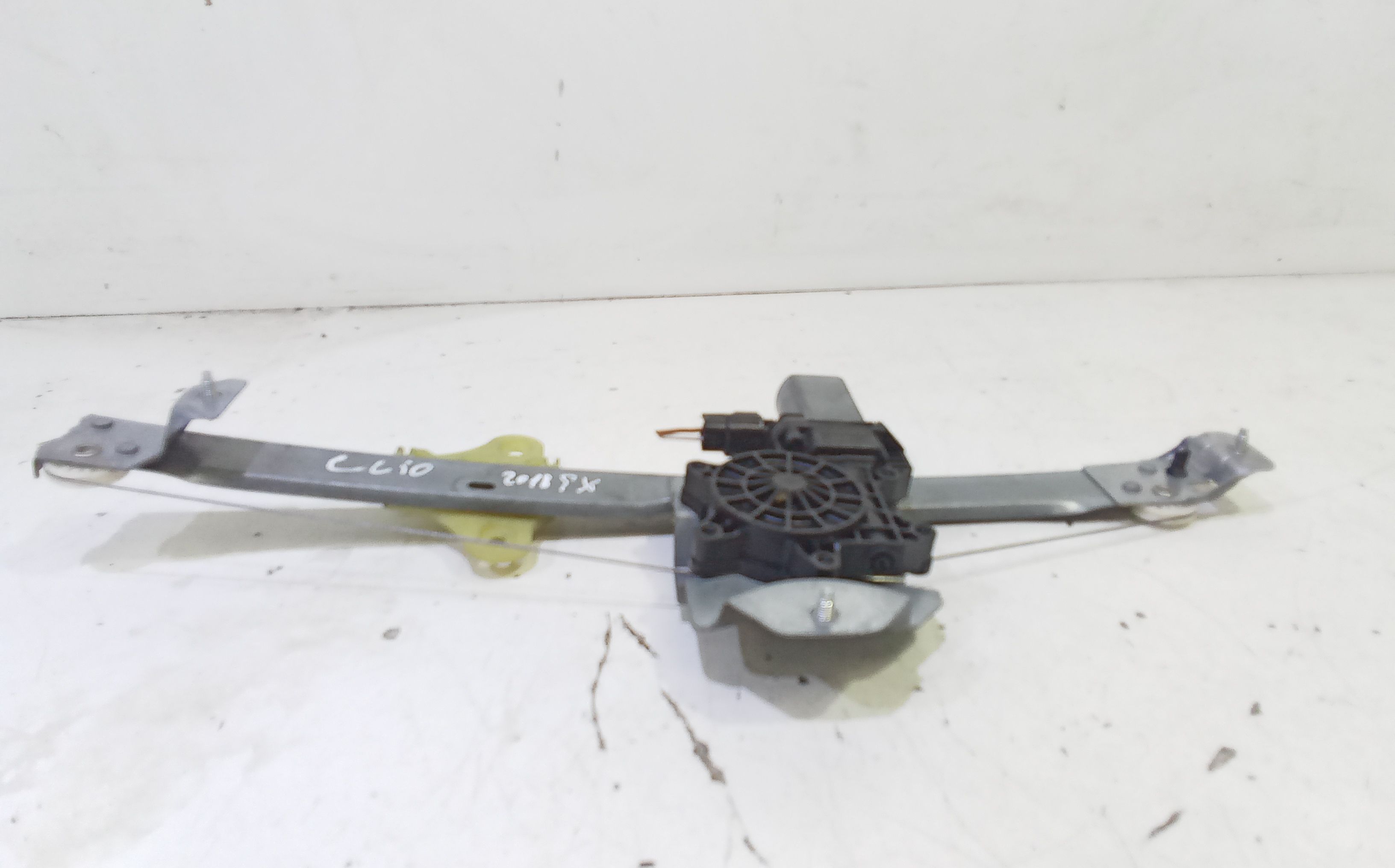 Alzacristallo Porta Ant. Sinistro Usato