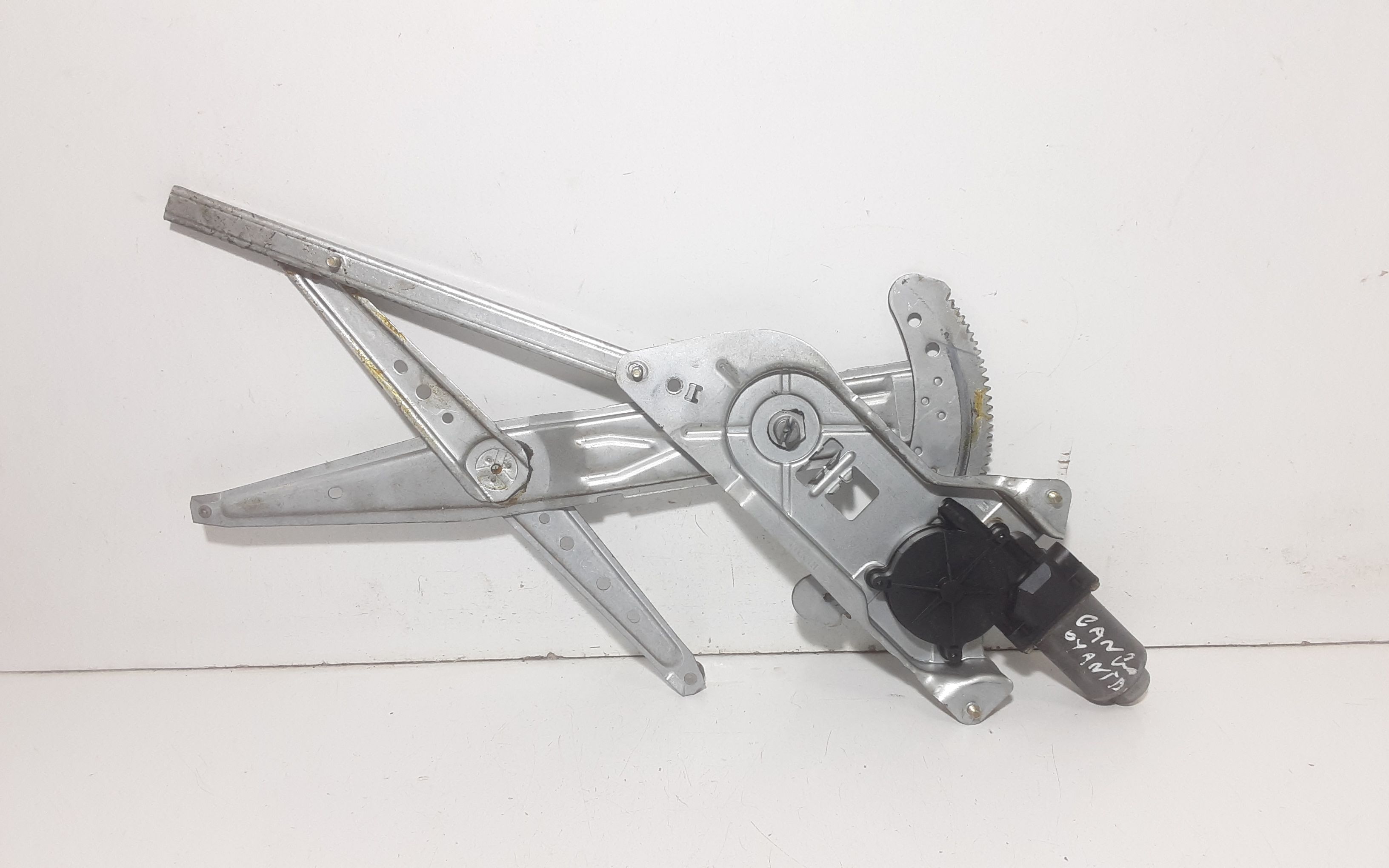 Alzacristallo Porta Ant. Destro 8200157006 Usato