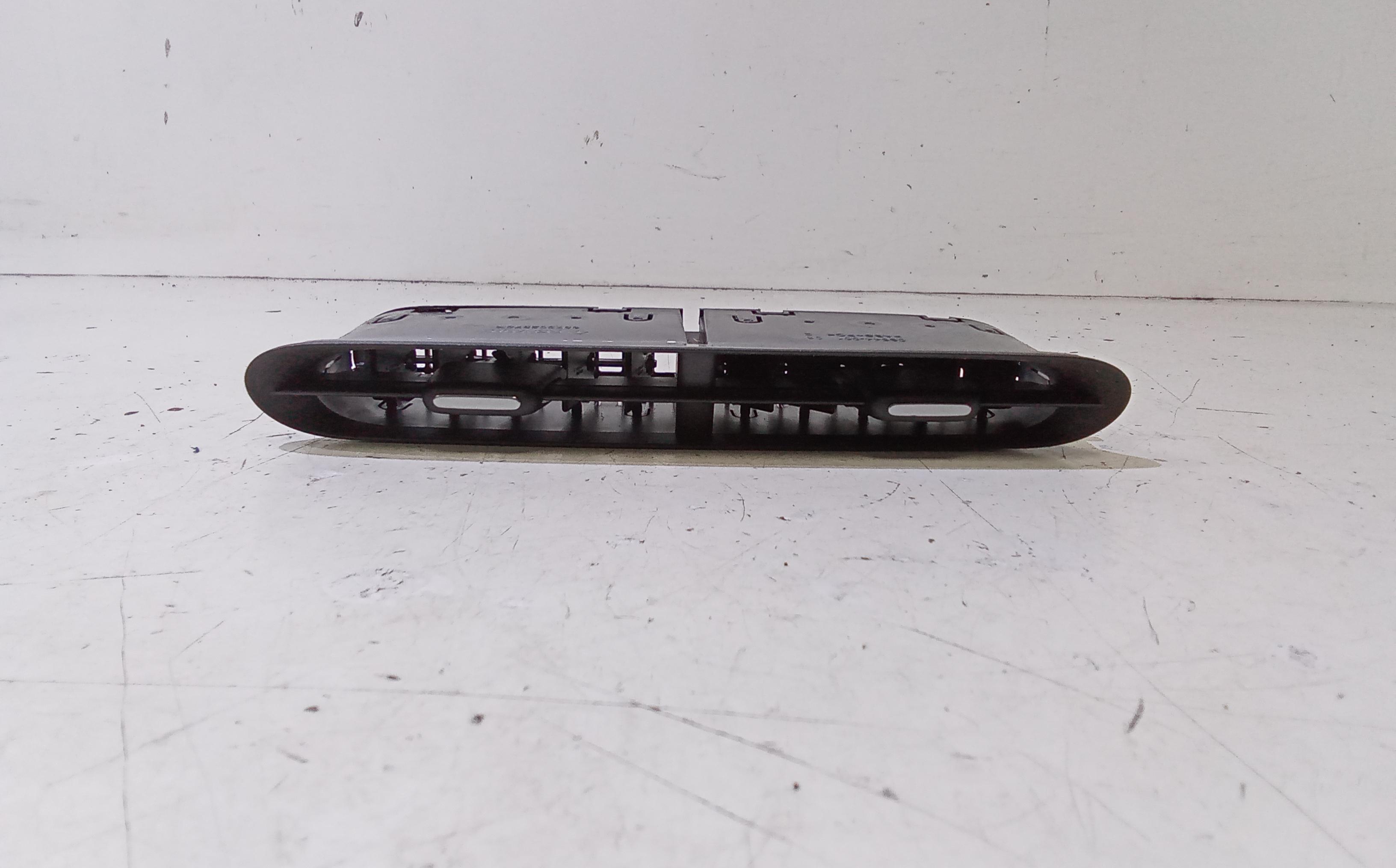 Condotto Aria Bocchette Centr. Sup. Cruscotto Usato