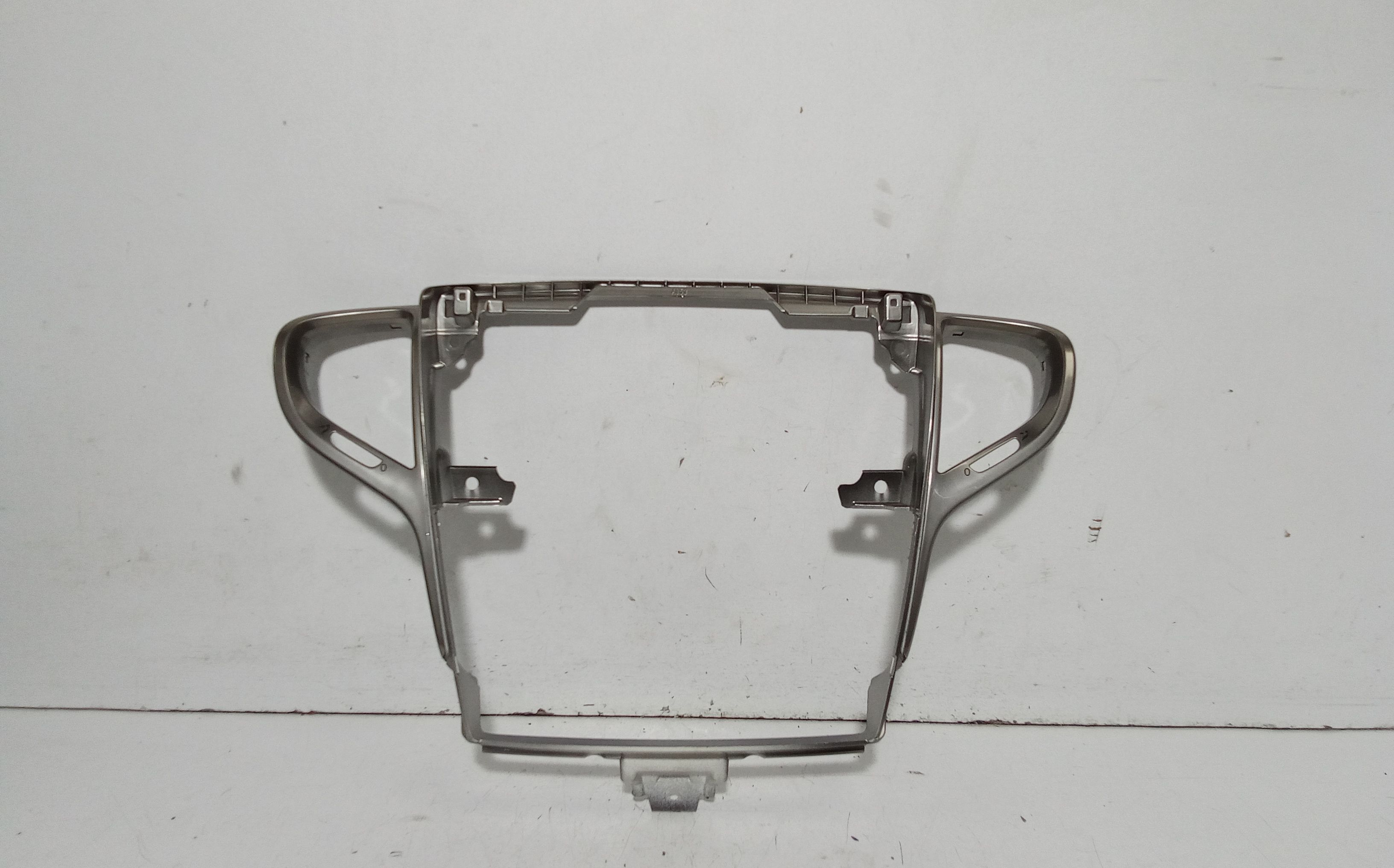 Rivestimento Centr. Cruscotto 735748574 Usato