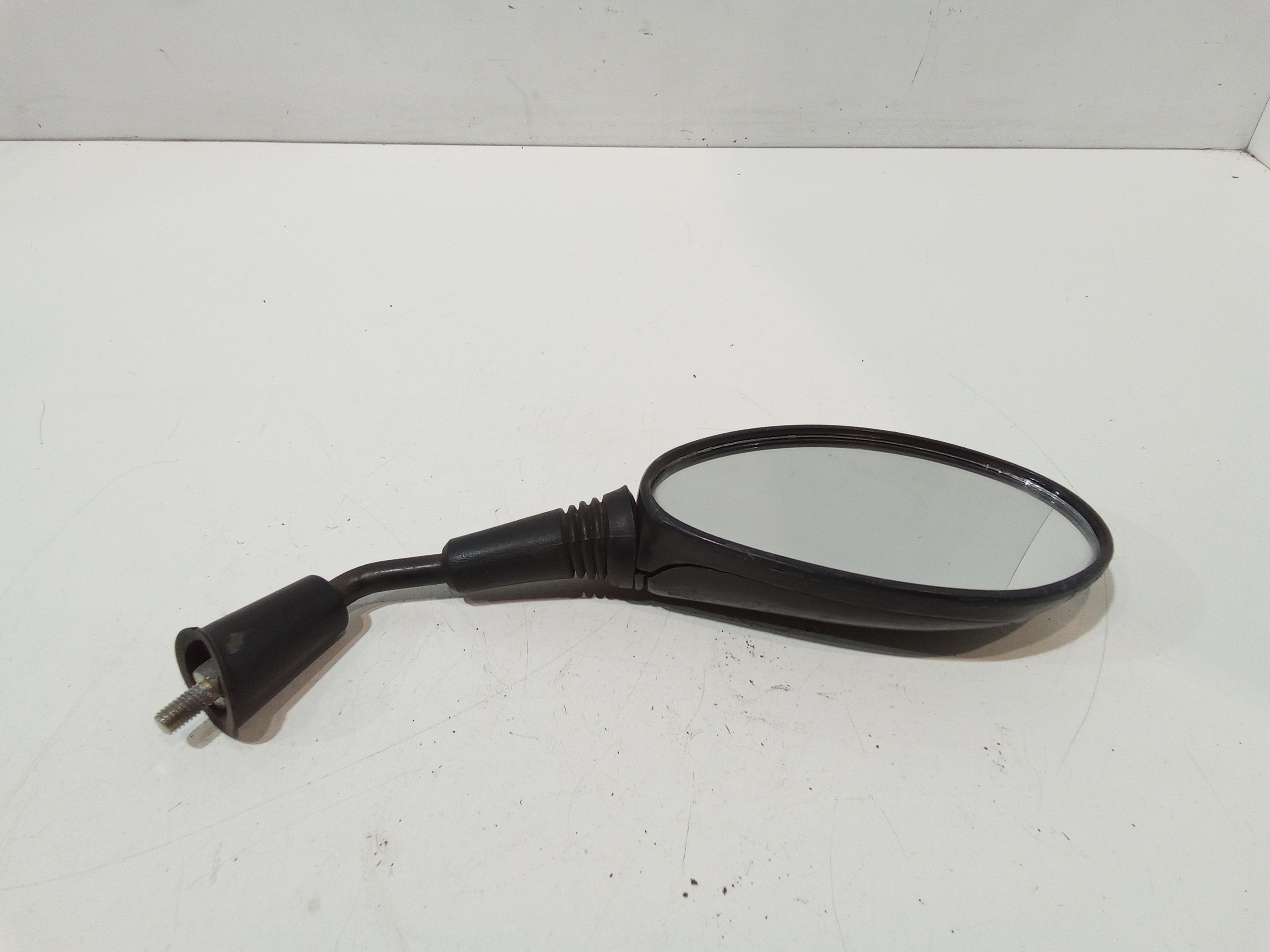 Retrovisore Est. Destro Usato