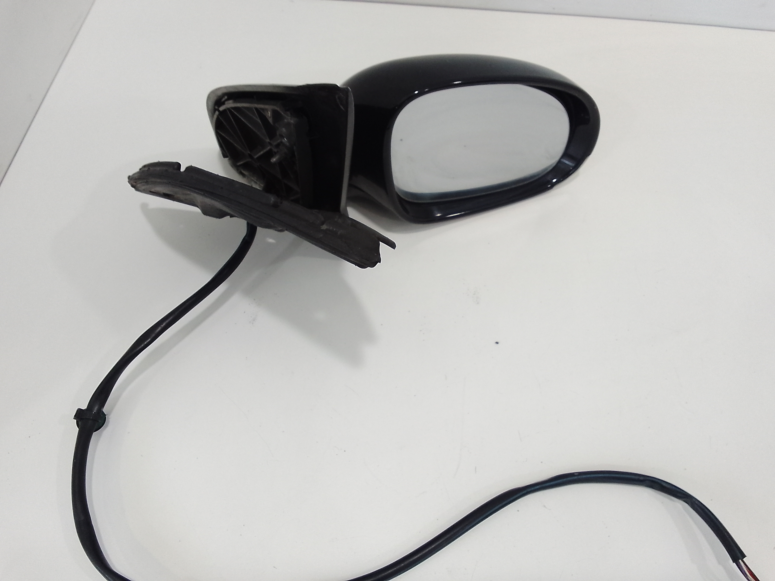 Retrovisore Est. Destro Usato