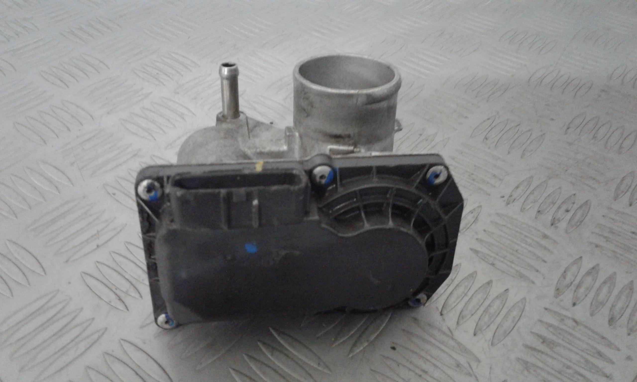 Corpo Farfallato 222100Q010 Usato