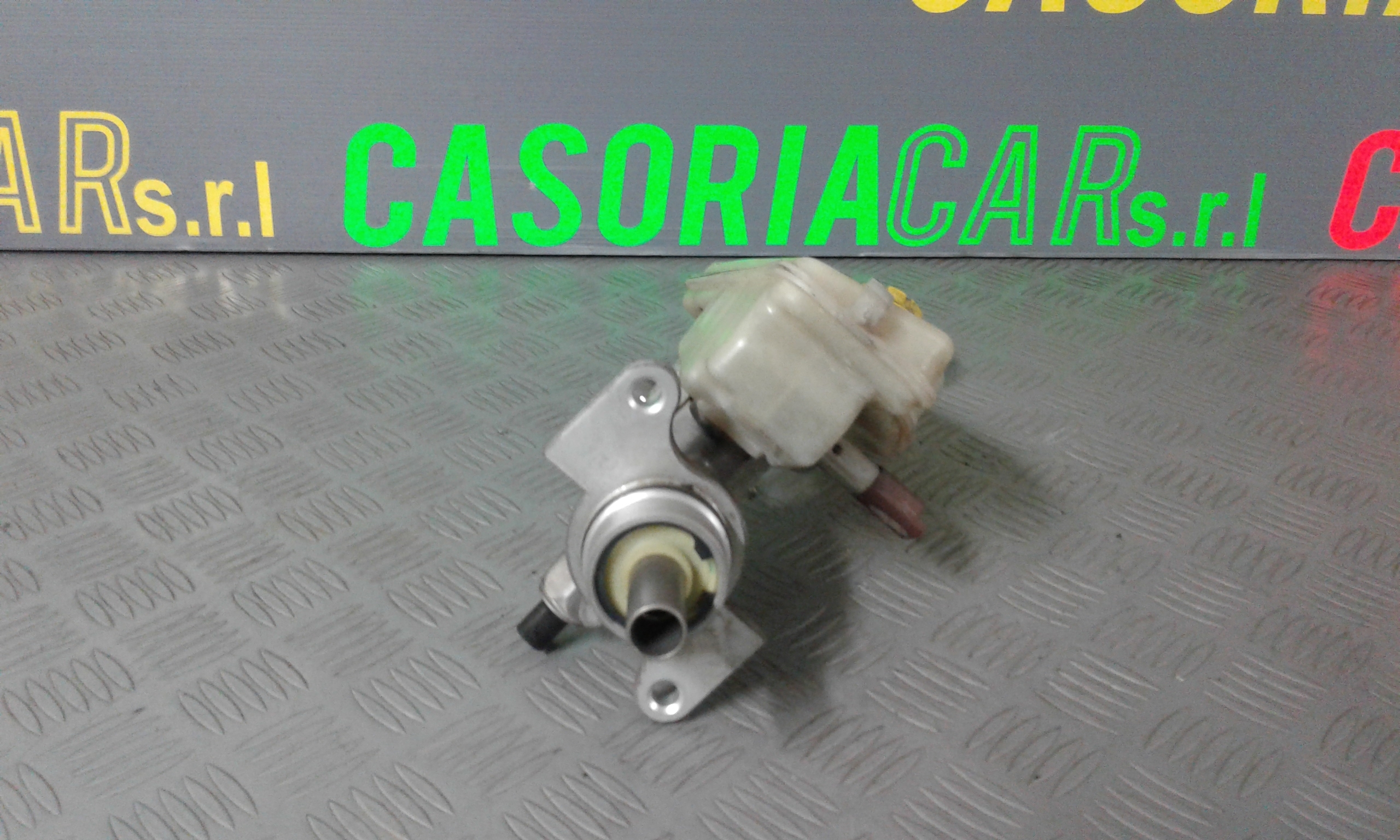 Pompa Comando Freni 4601L8 Usato