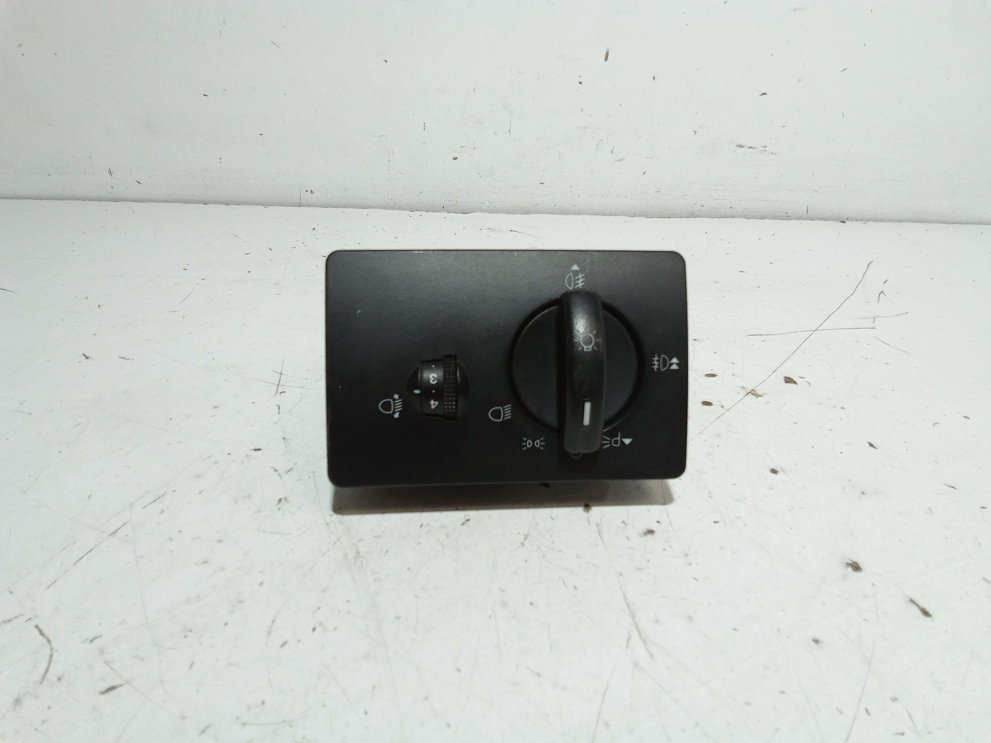 Interruttore Blocco Comando Luci 1321030 Usato