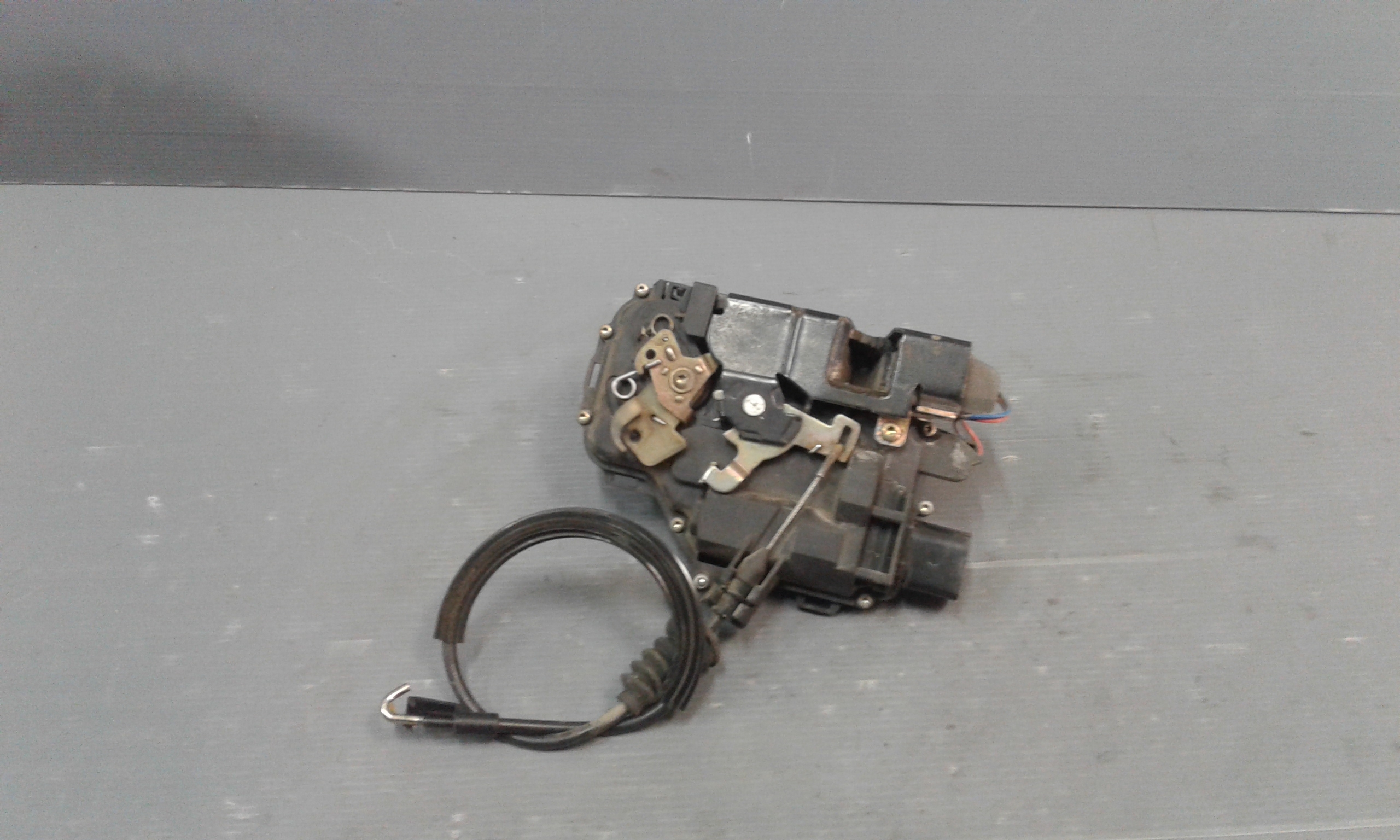 Serratura Porta Ant. Destro 6X1837014C Usato