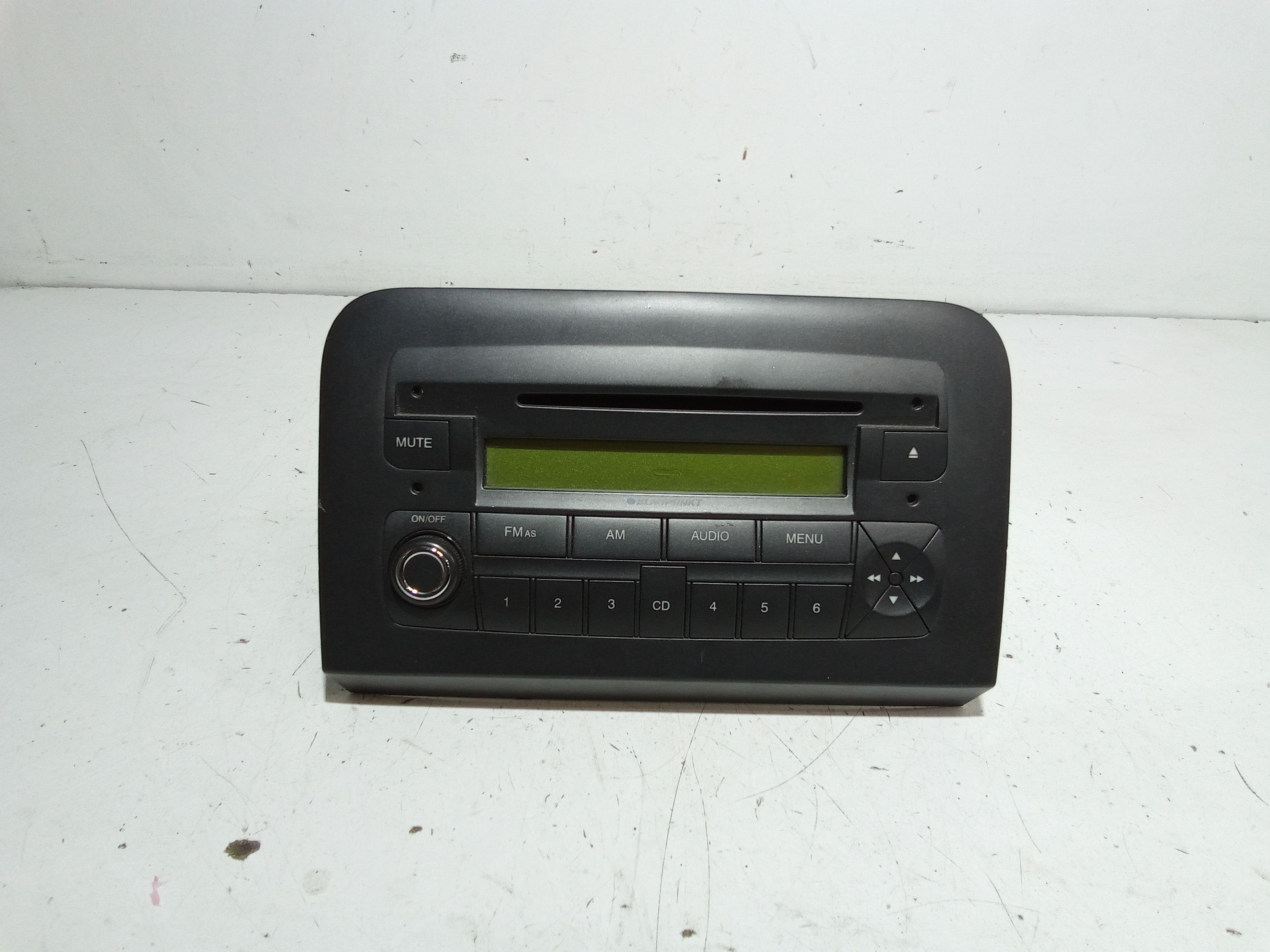 Autoradio 735432332 Usato