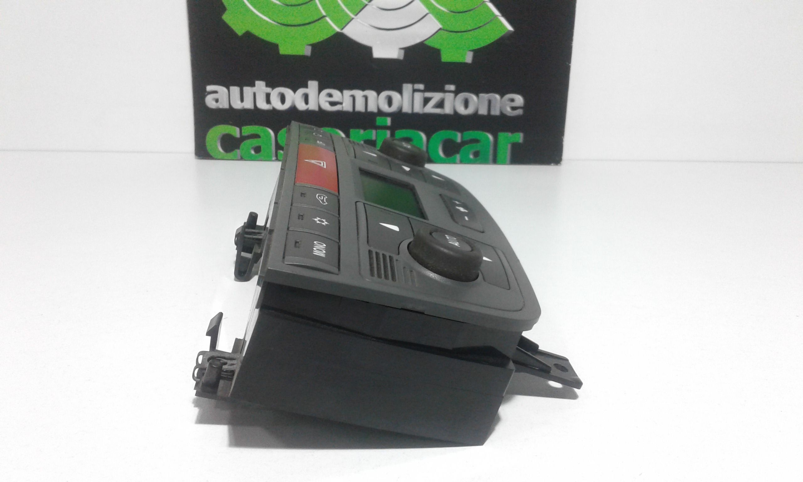 Blocco Comando Climatizzazione 77364222 Usato