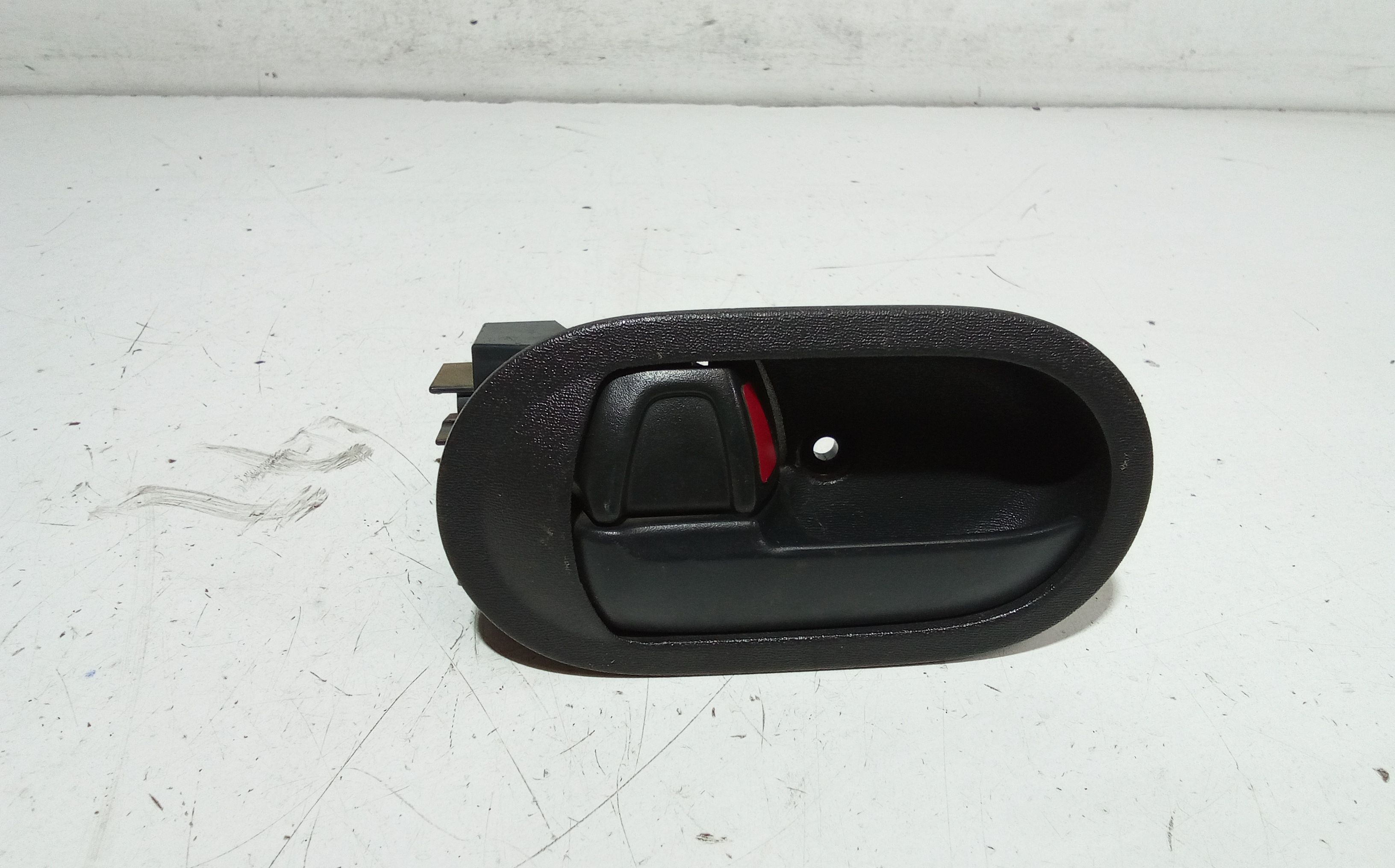 Maniglia Int. Apertura Porta Post. Sinistro Usato