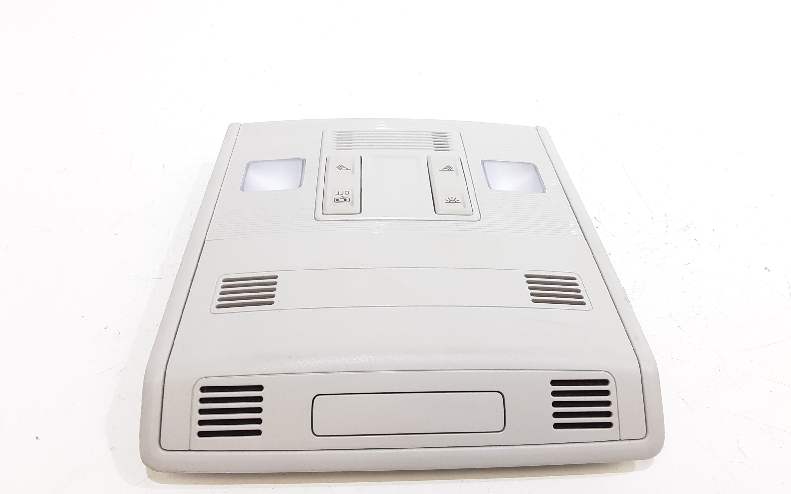 Luce Cortesia Ant. Tetto 2GA947105AADNR Usato