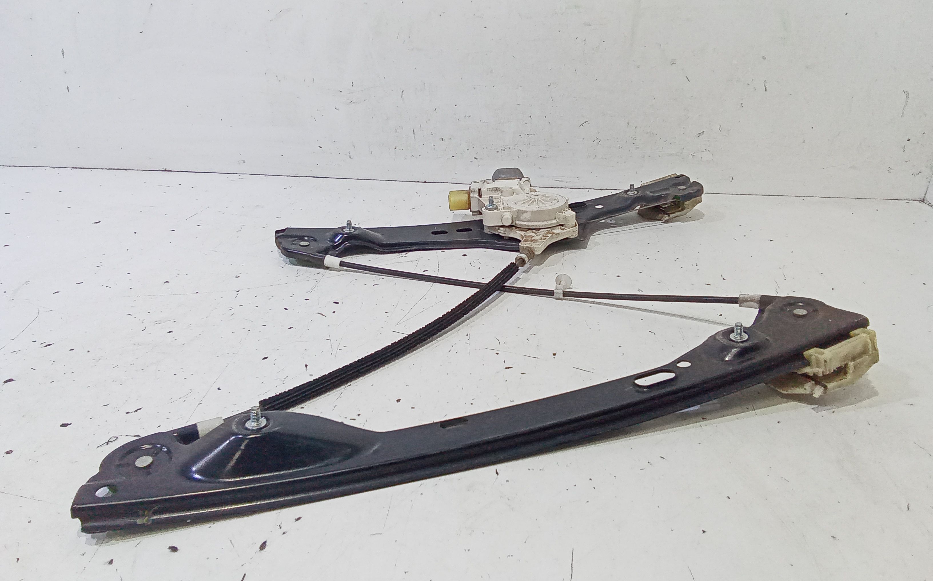 Alzacristallo Porta Ant. Sinistro Usato