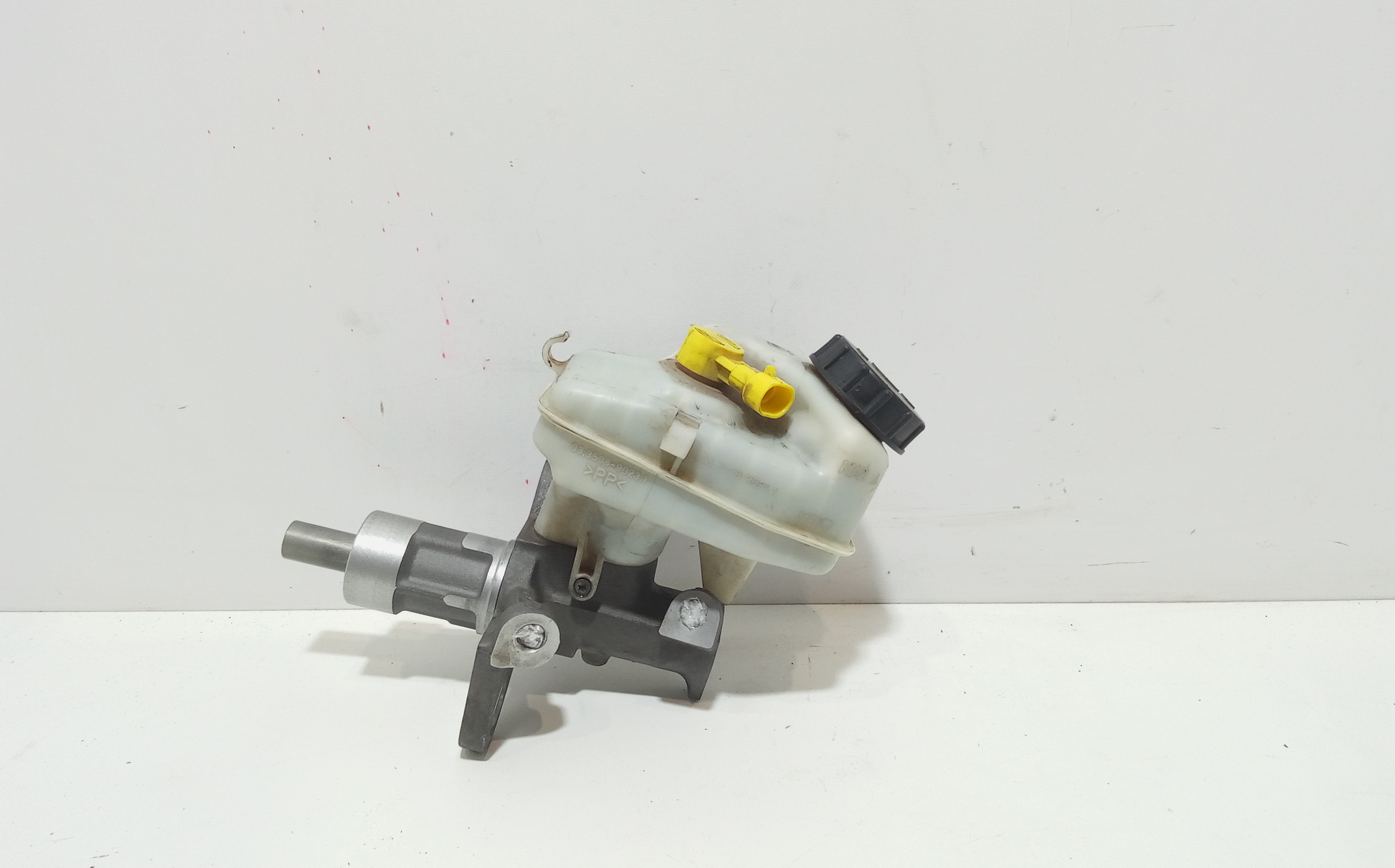 Pompa Comando Freni 84102409 Usato