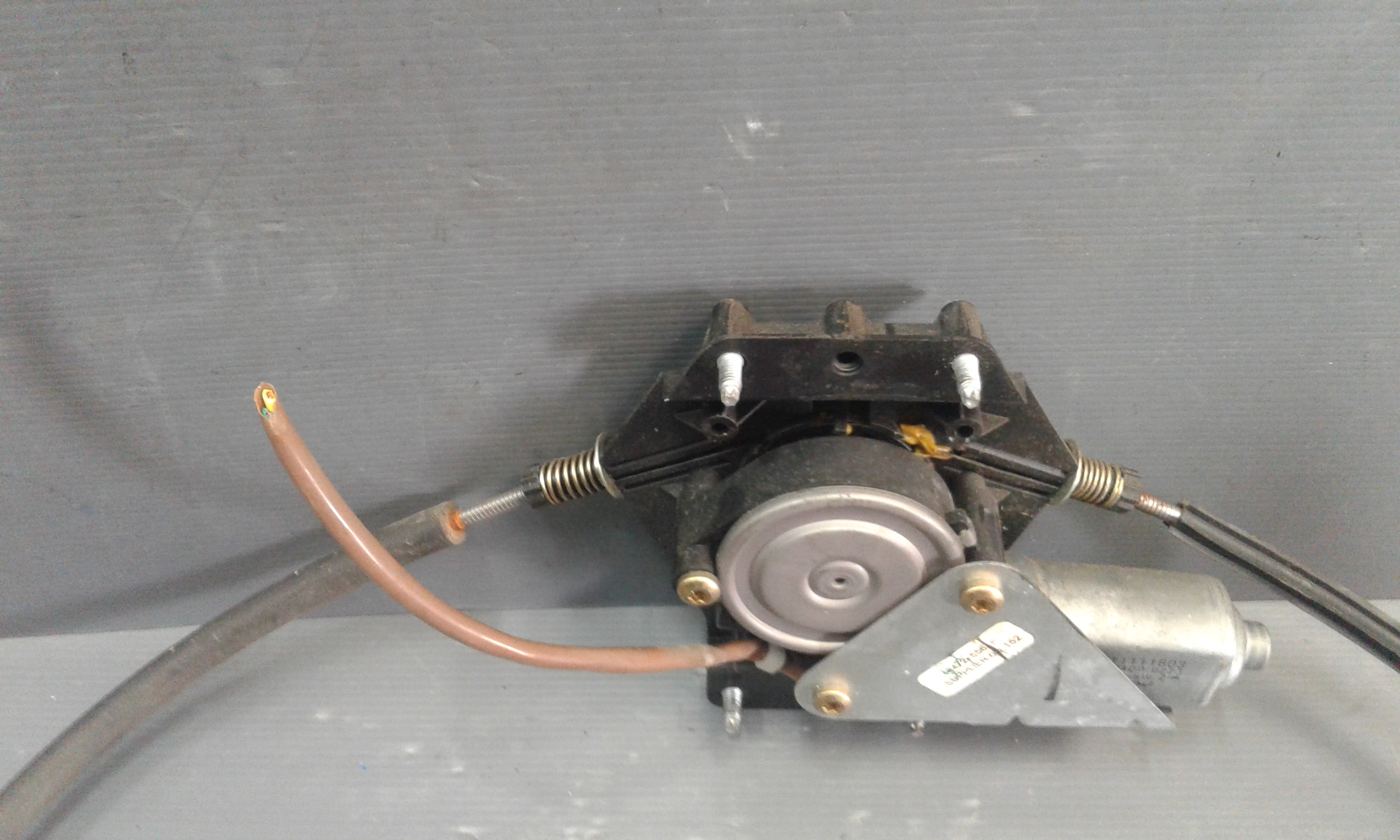 Alzacristallo Porta Ant. Destro Usato