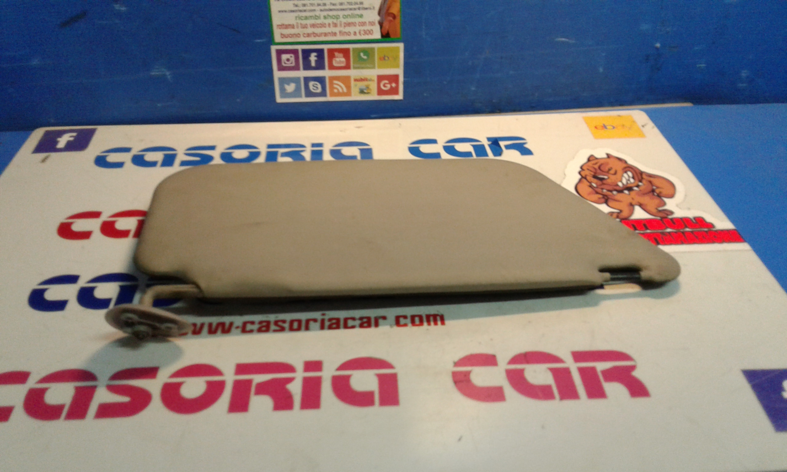 Aletta Parasole Parabrezza Sinistro 5118463 Usato