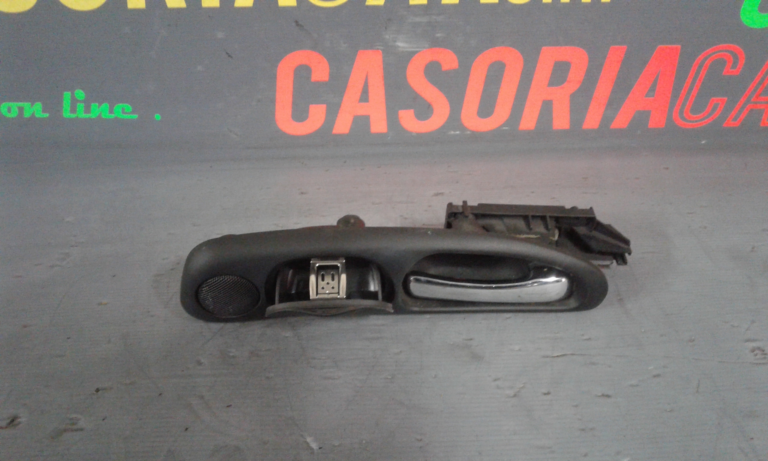 Maniglia Int. Apertura Porta Post. Destro 156017082 Usato