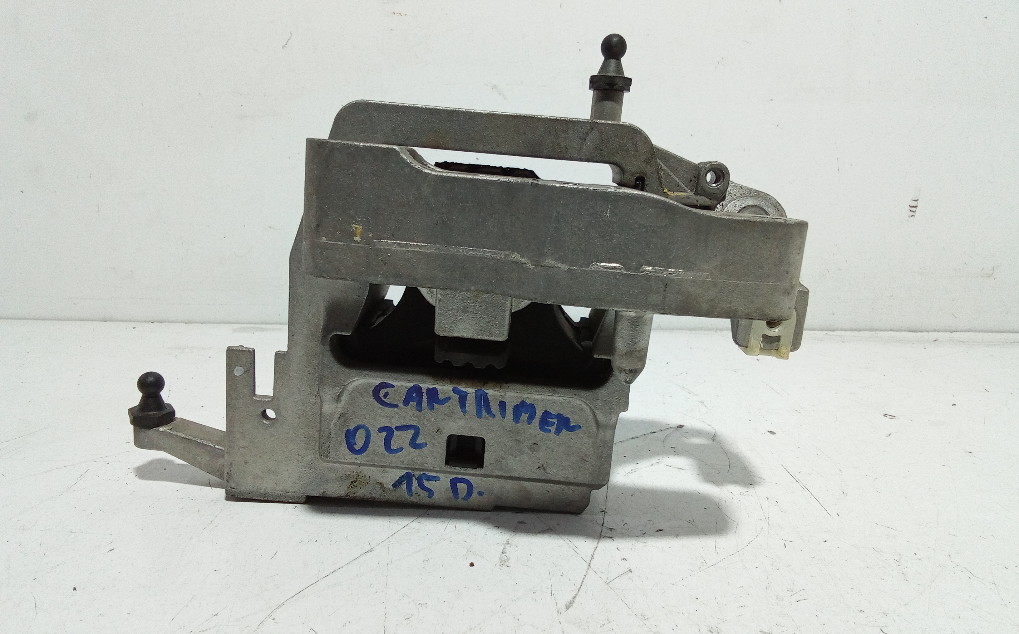 Piastra Alloggiamento Supporto Motore (Con Eventuale Bielletta O Tirante Associato) Usato