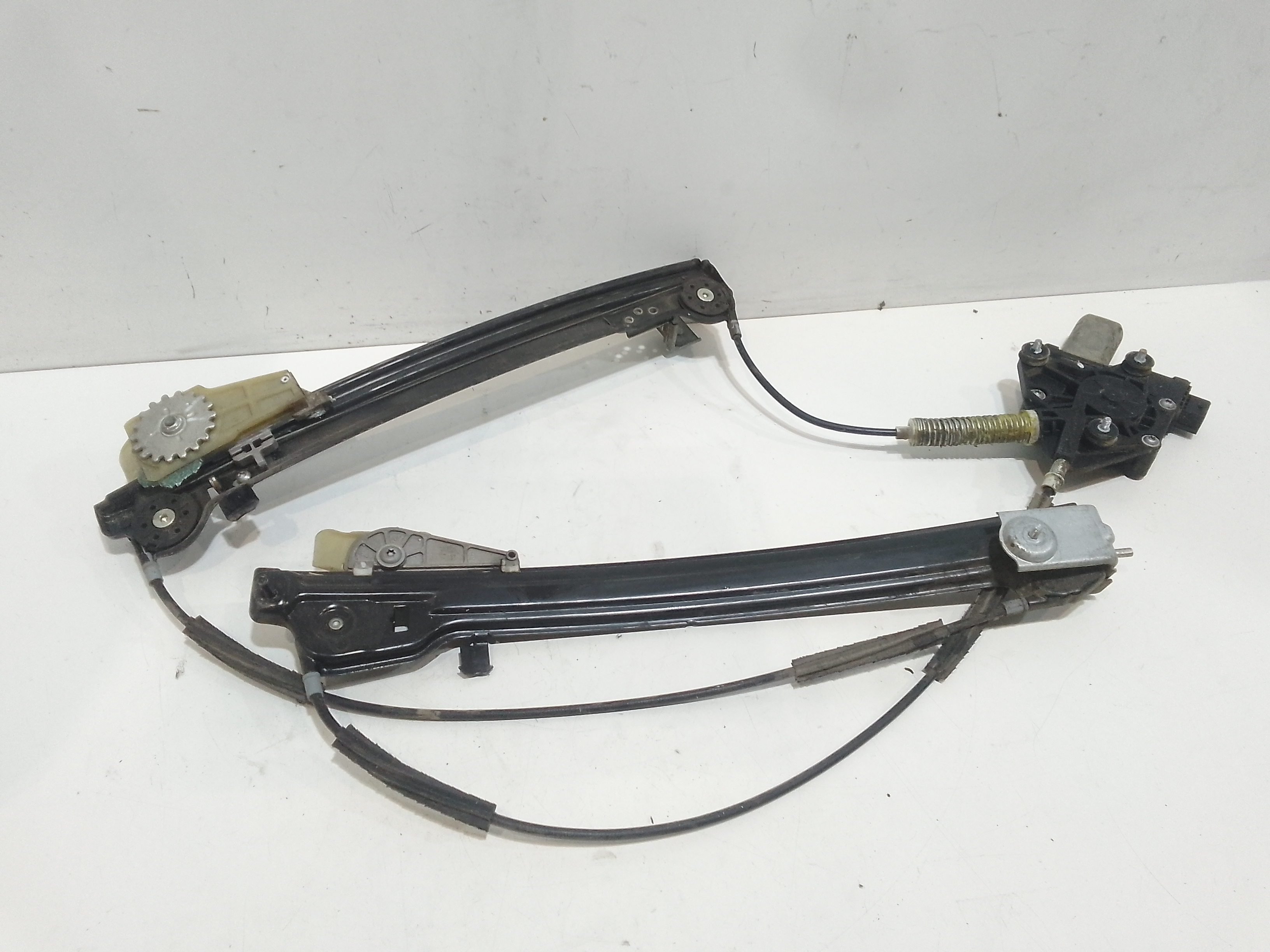 Alzacristallo Porta Ant. Destro Usato