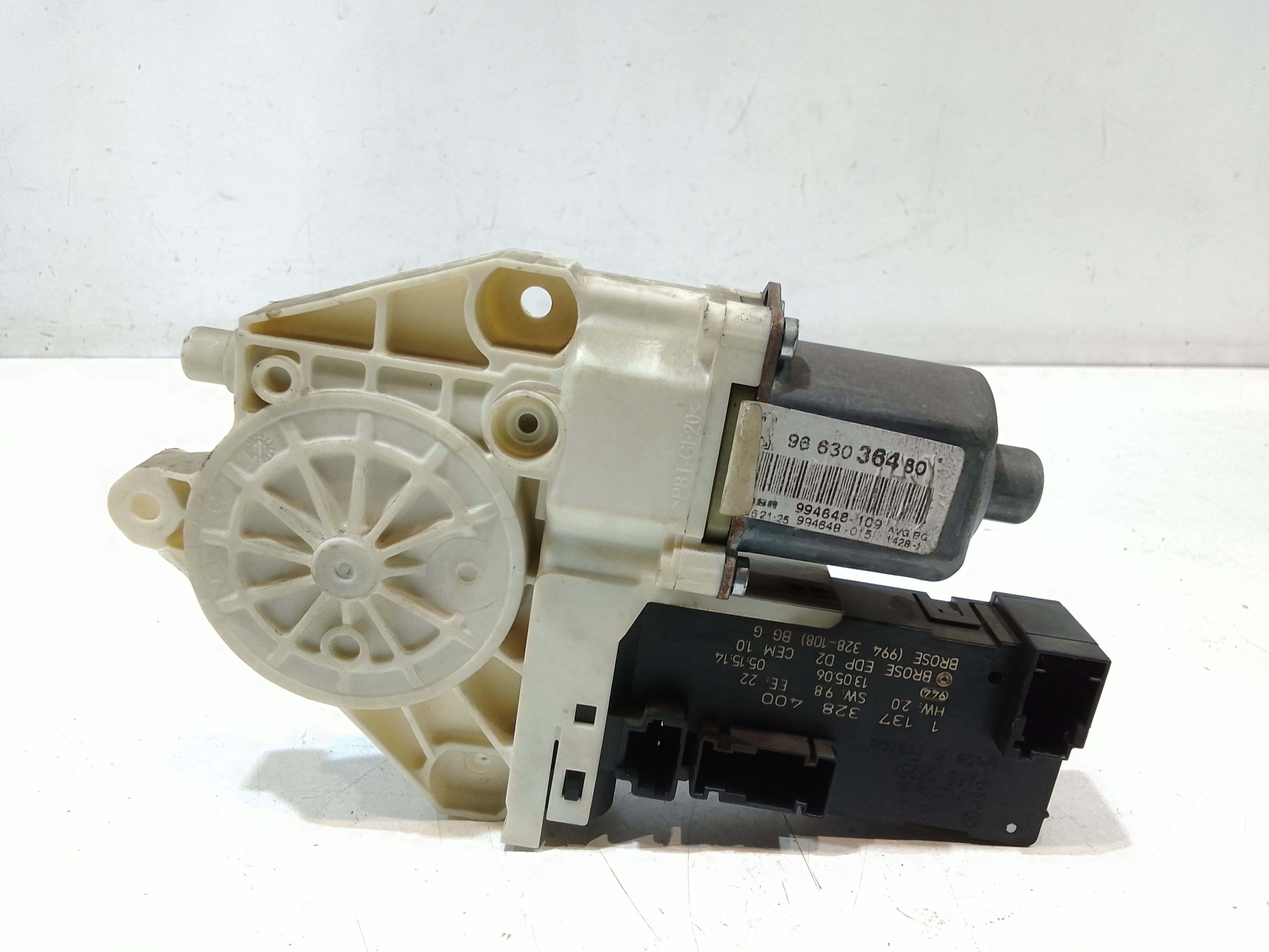 Motorino Alzacristallo Porta Ant. Sinistro 9221Z0 Usato