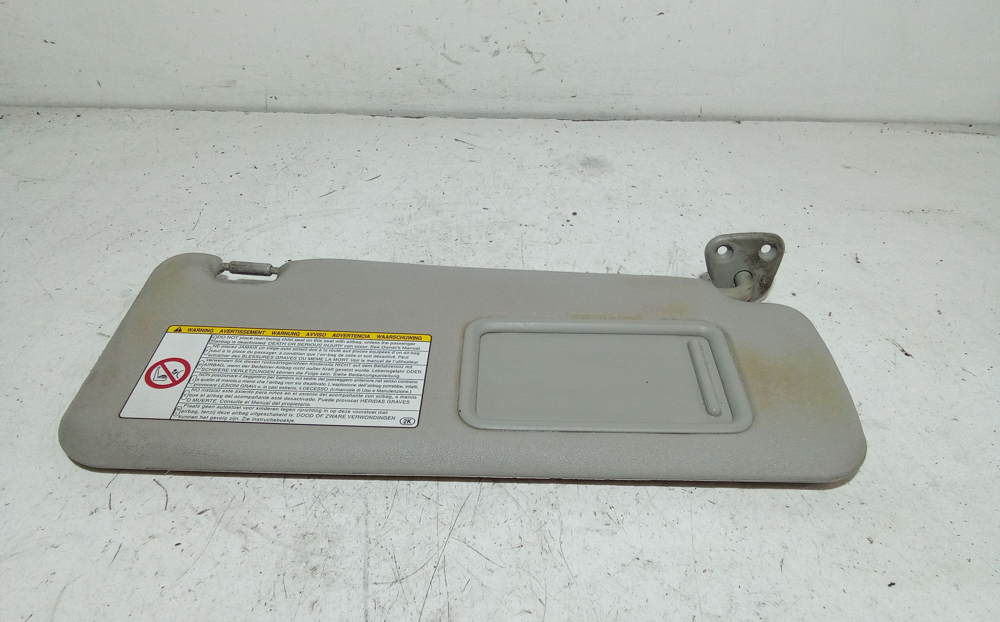 Aletta Parasole Parabrezza Destro Usato