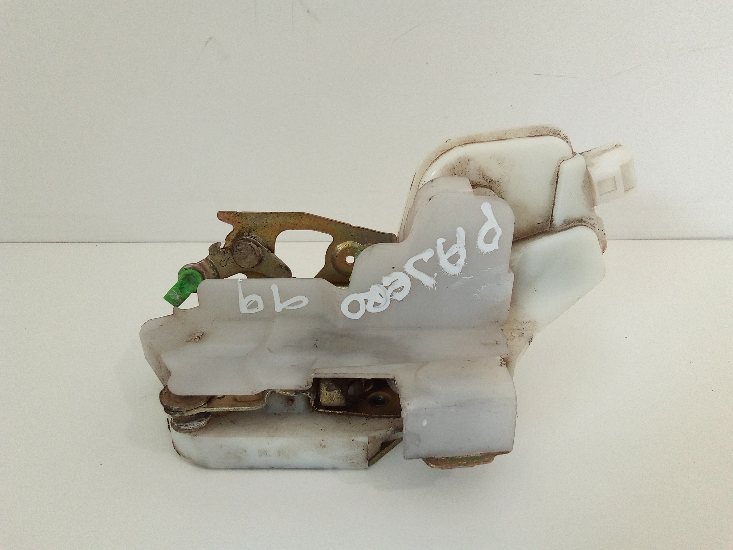 Serratura Porta Ant. Destro MR473988 Usato