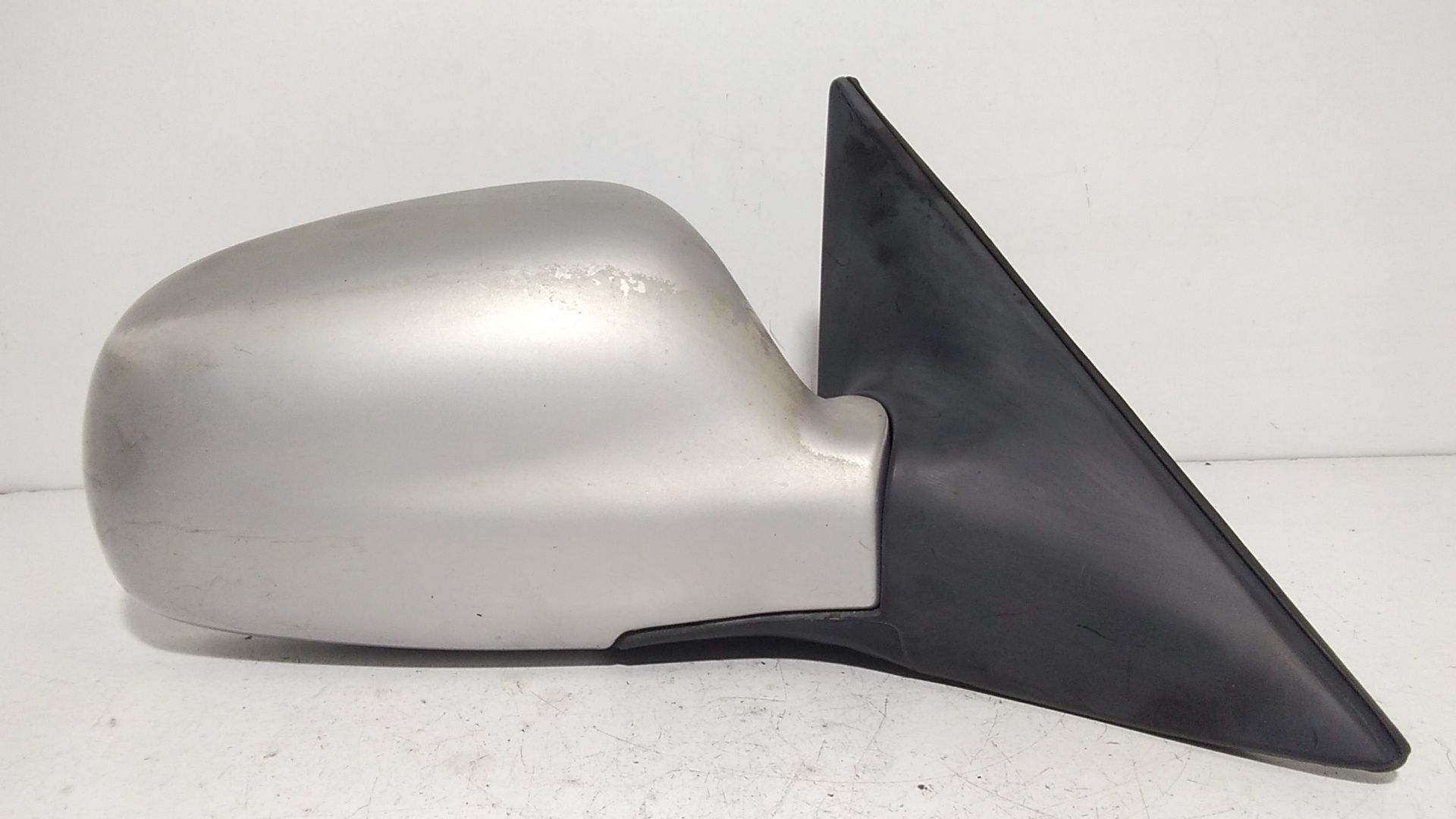 Retrovisore Est. Destro Usato