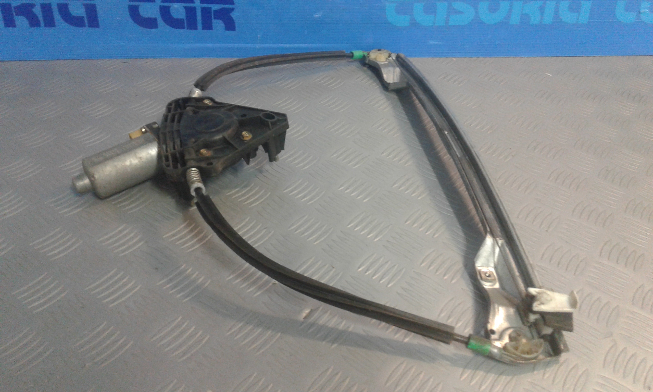 Alzacristallo Porta Ant. Sinistro Usato