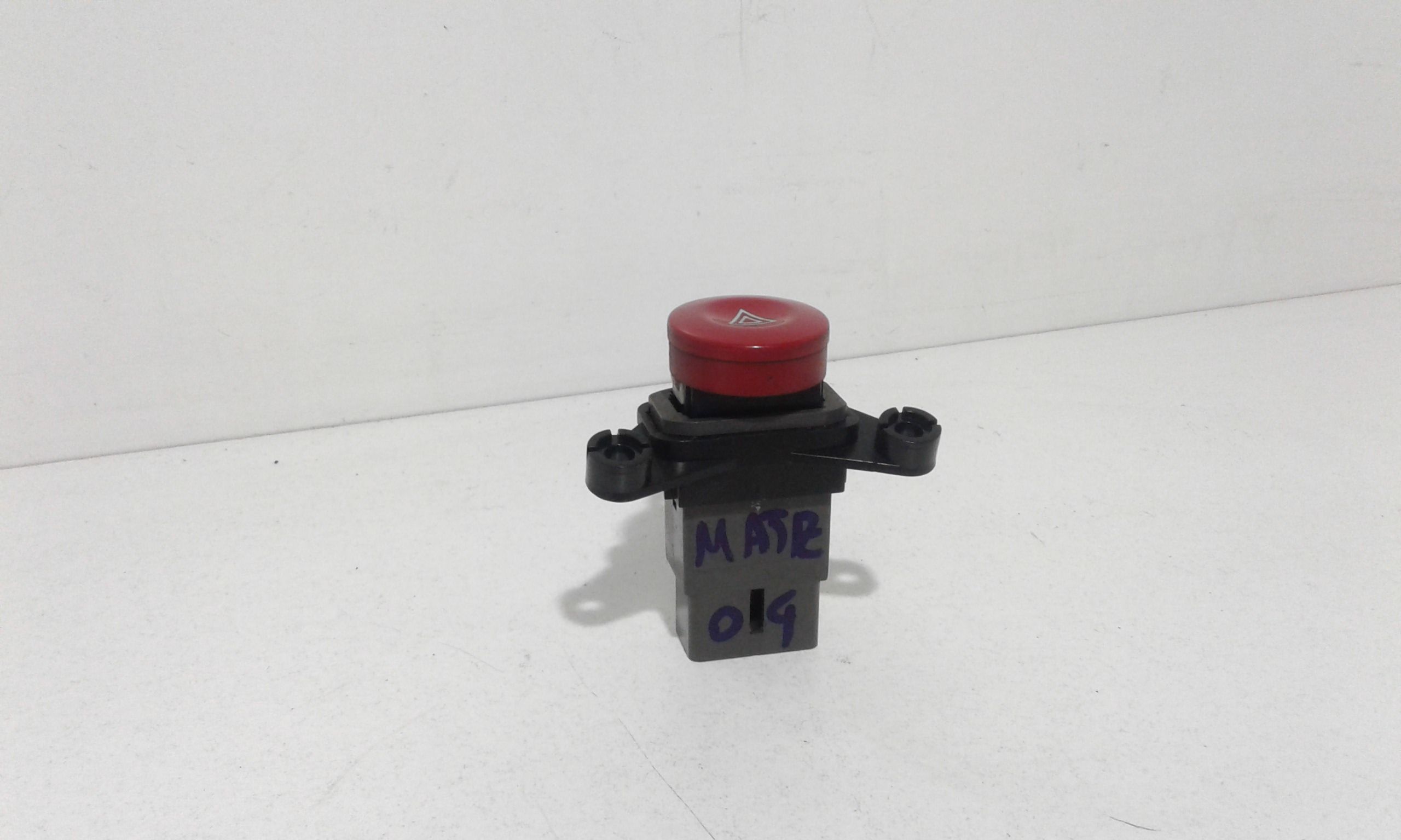 Interruttore Luci Emergenza 96507984 Usato