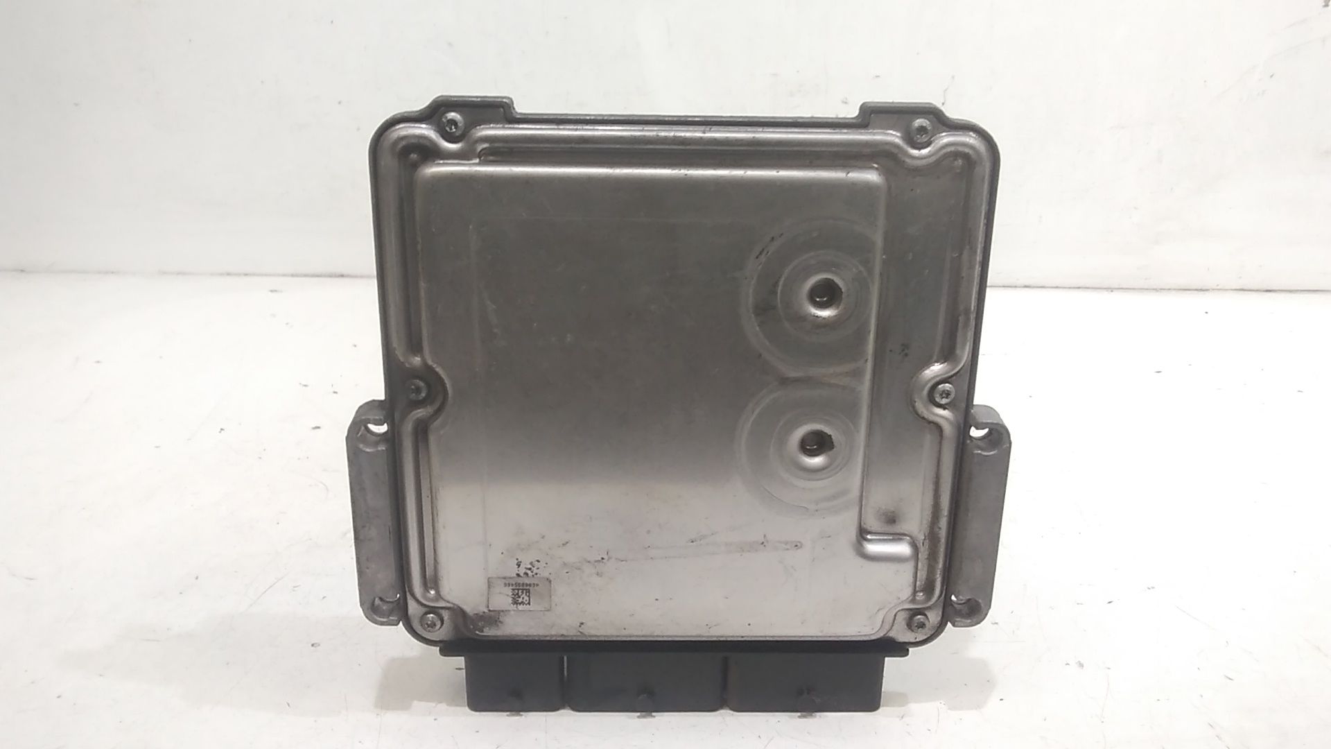 Centralina Iniezione 237107314R Usato