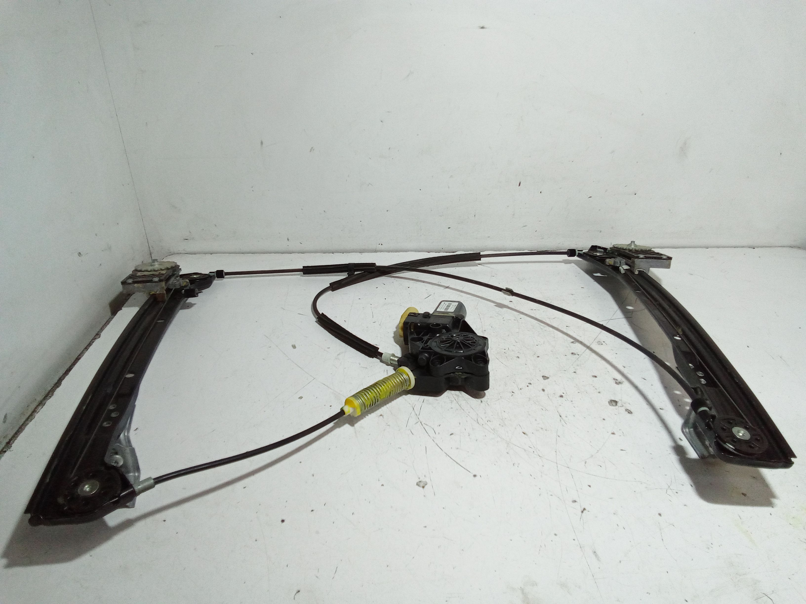 Alzacristallo Porta Ant. Sinistro Usato