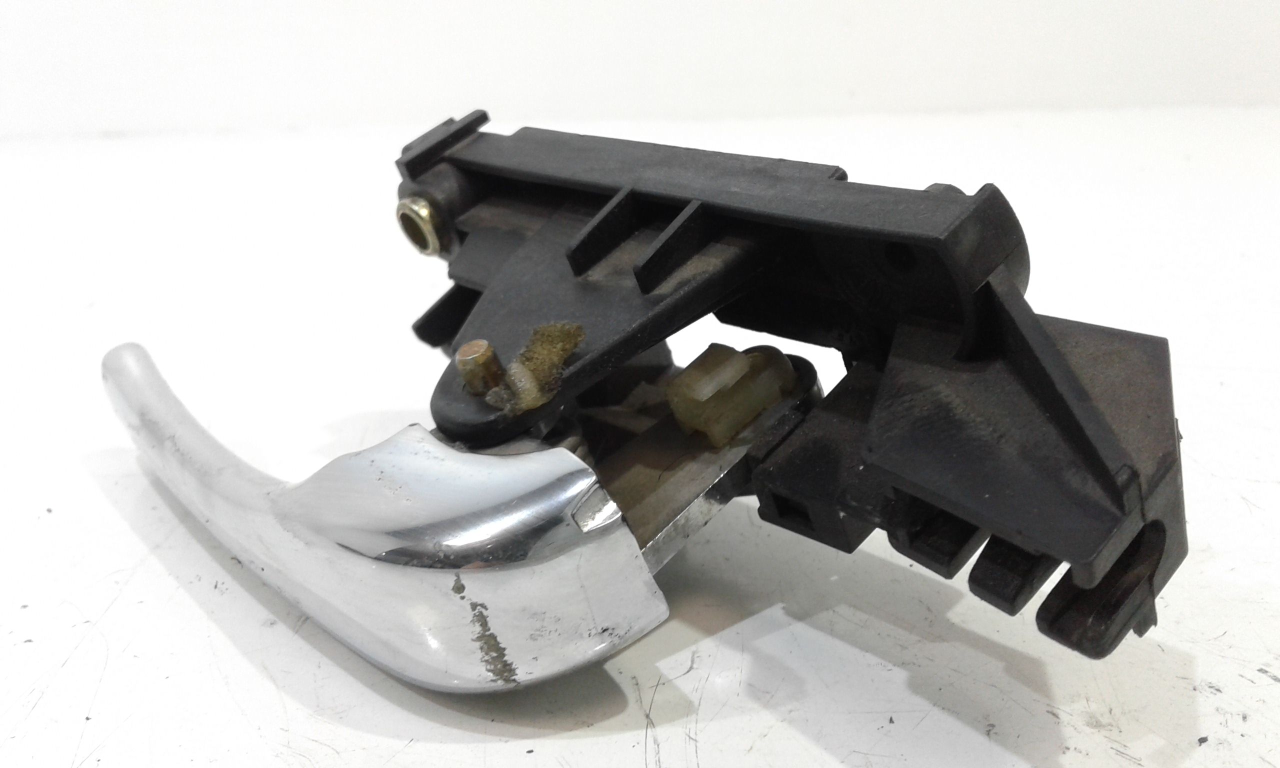 Maniglia Int. Apertura Porta Post. Destro 156017082 Usato