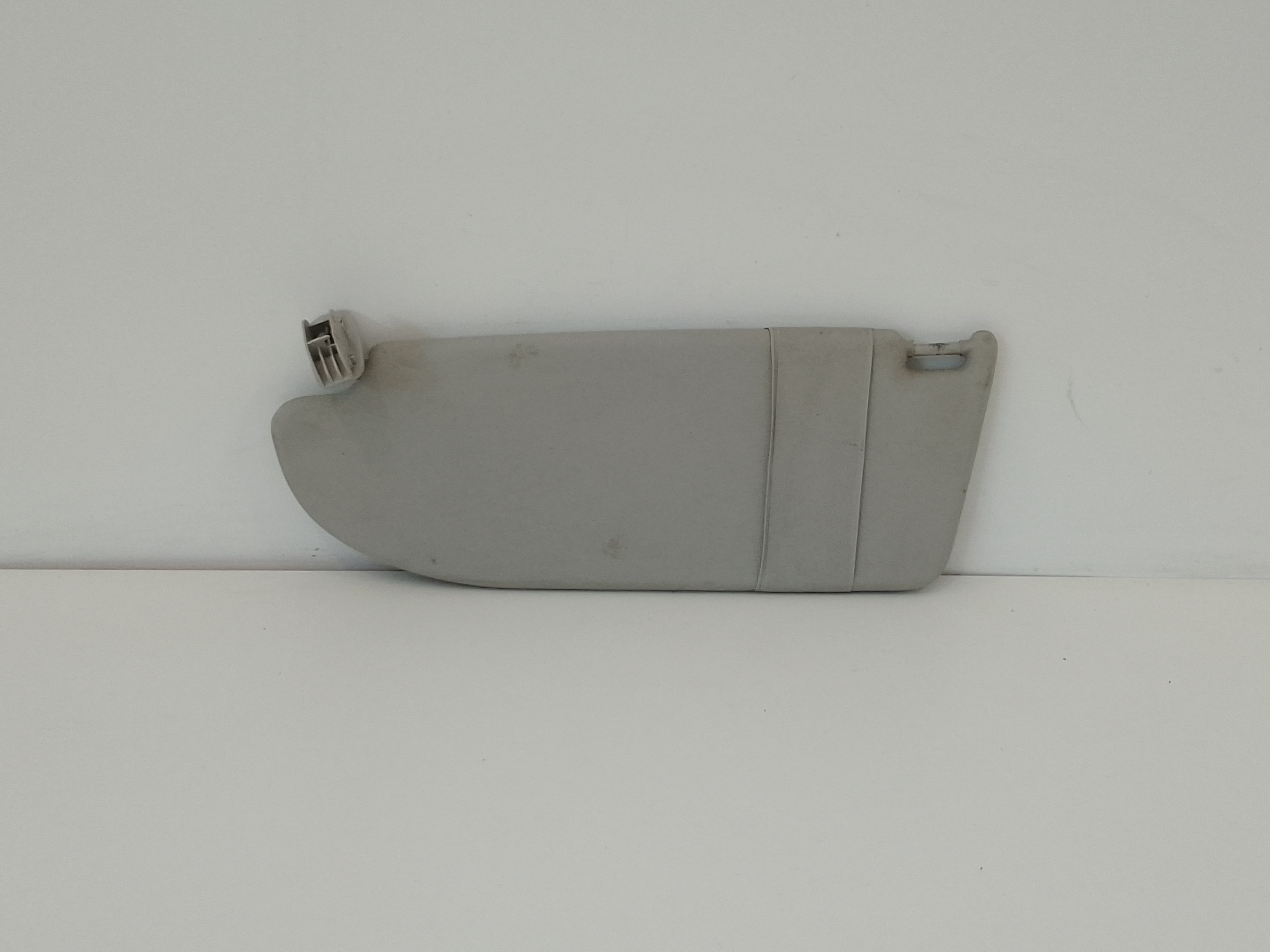 Aletta Parasole Parabrezza Sinistro 6L1857551A5W9 Usato