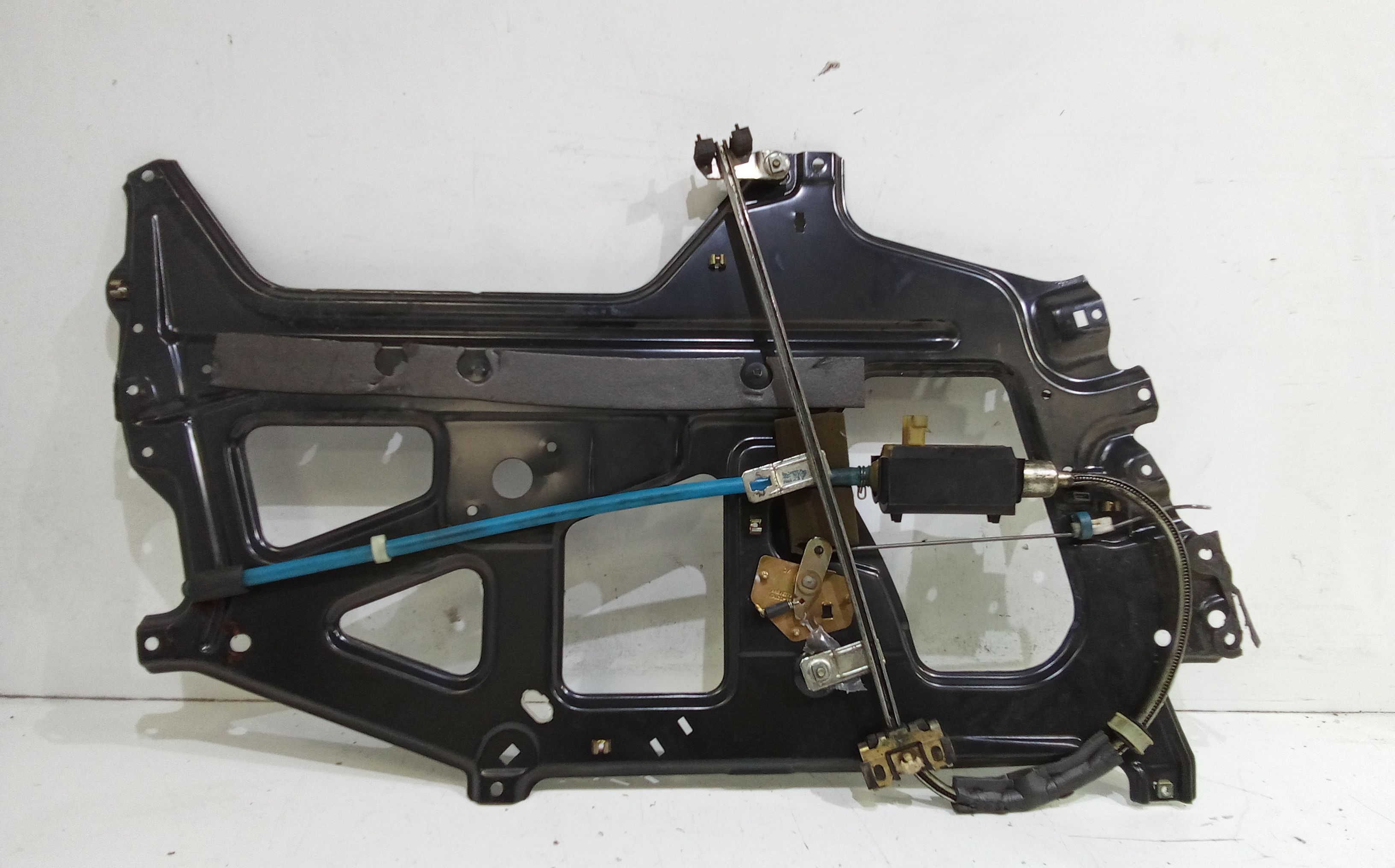 Alzacristallo Porta Ant. Destro Usato