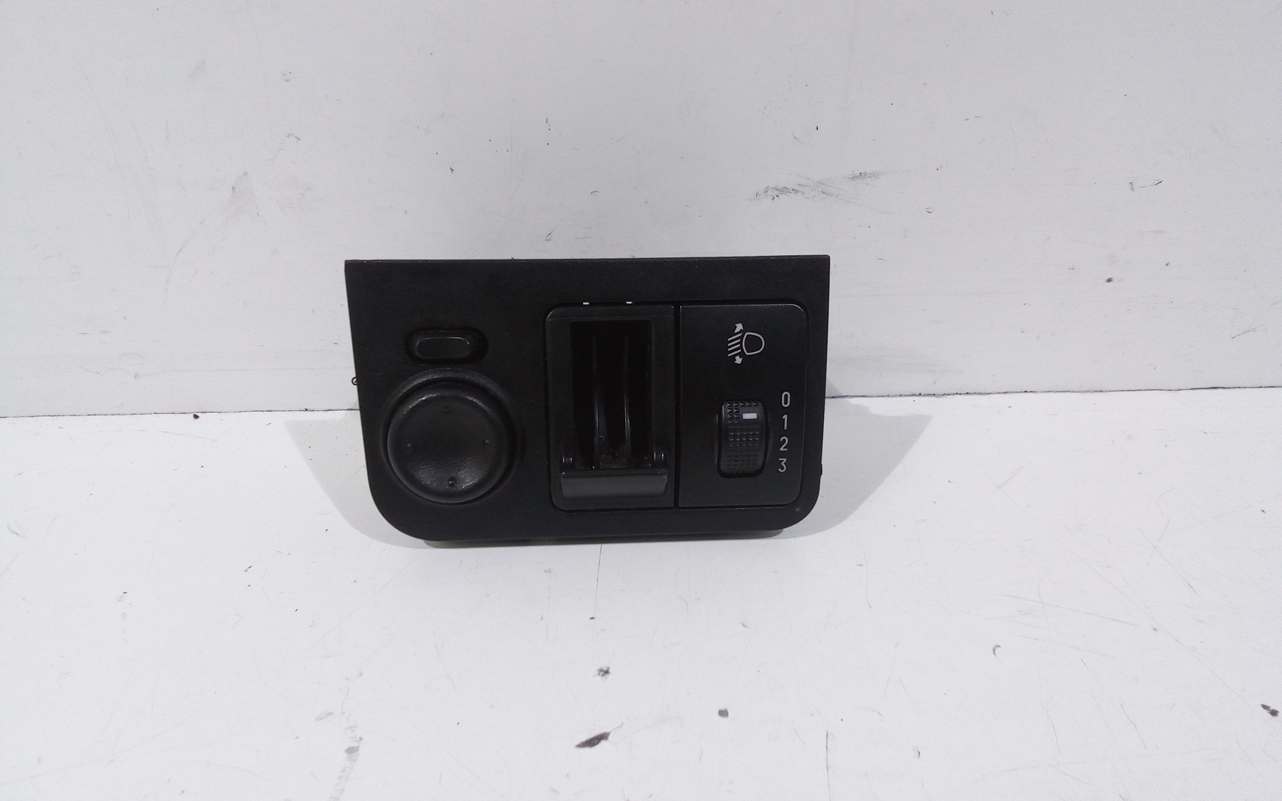 Comando Regolazione Altezza Proiettori Usato