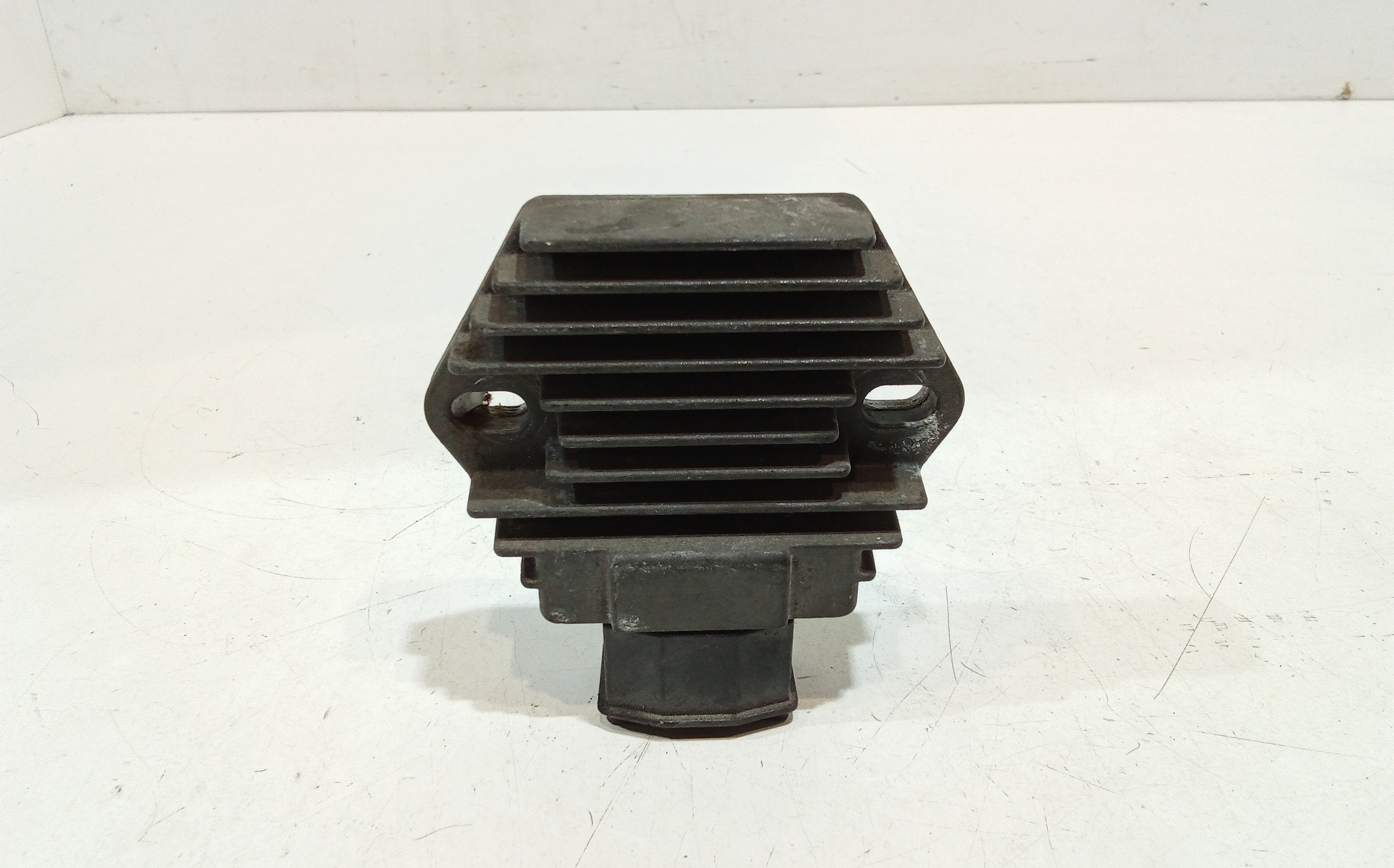 Regolatore Tensione Usato