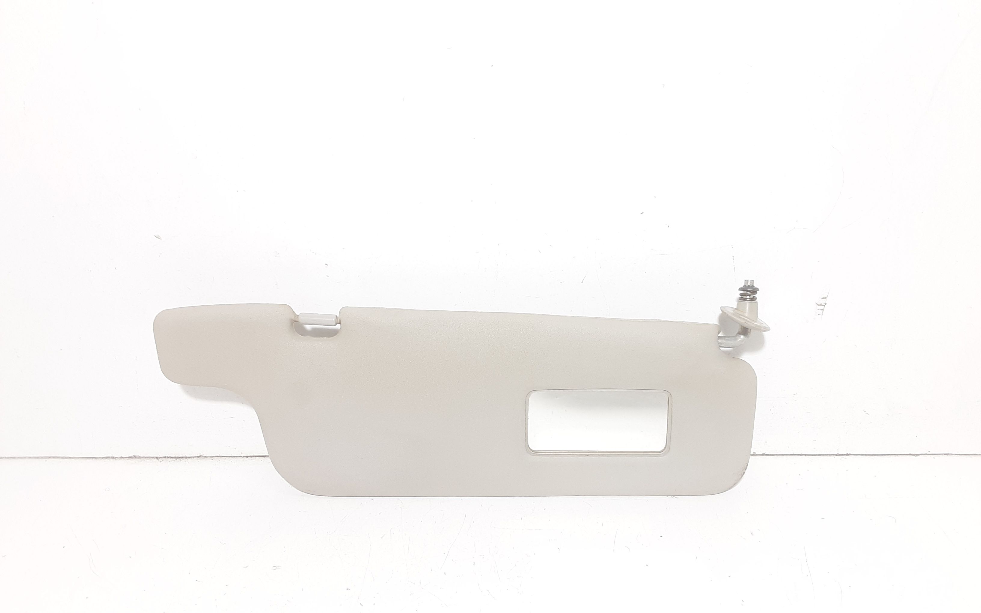 Aletta Parasole Parabrezza Destro 7431052041B0 Usato