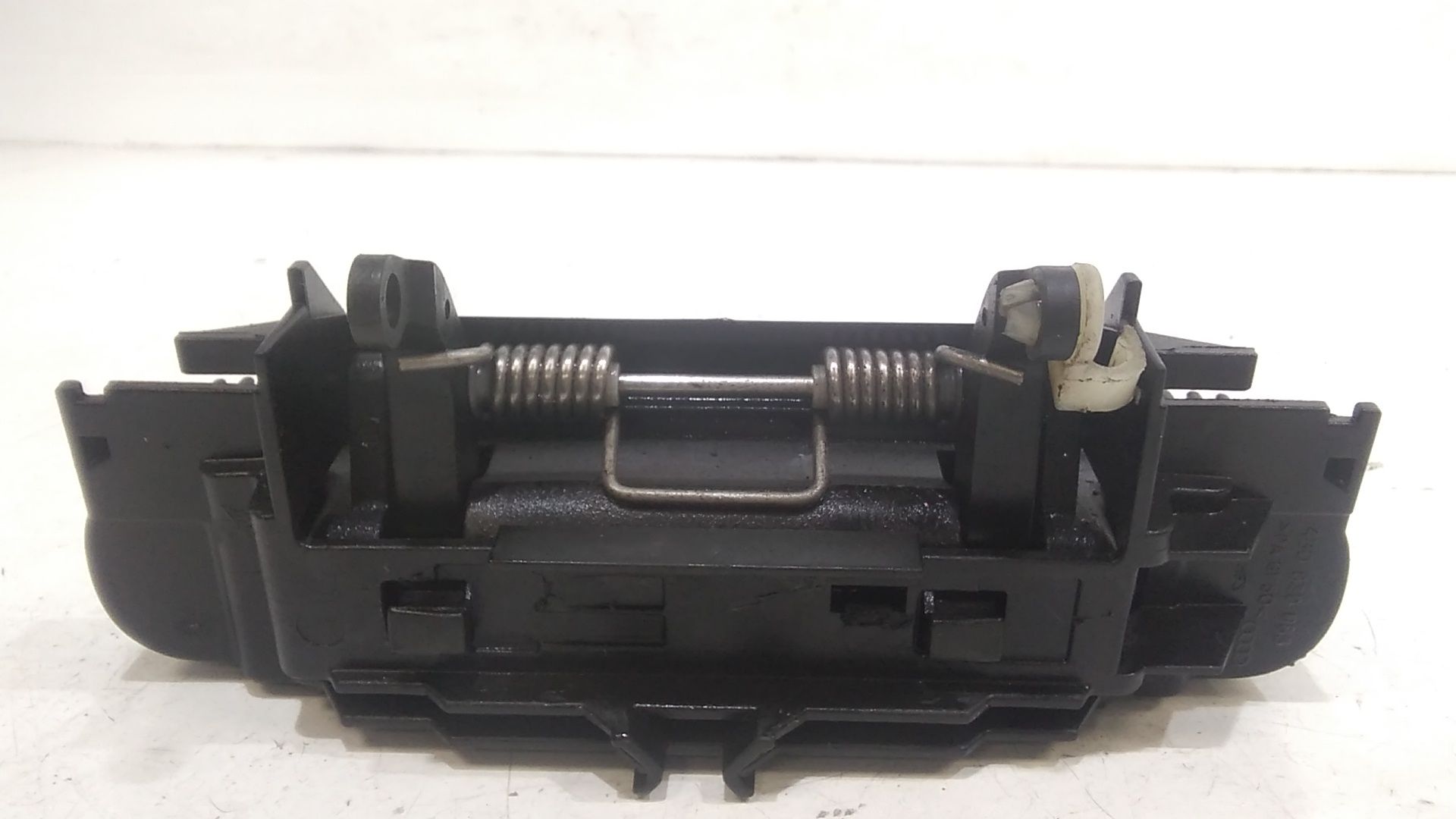 Maniglia Porta Ant. Destro 4F0837208B Usato