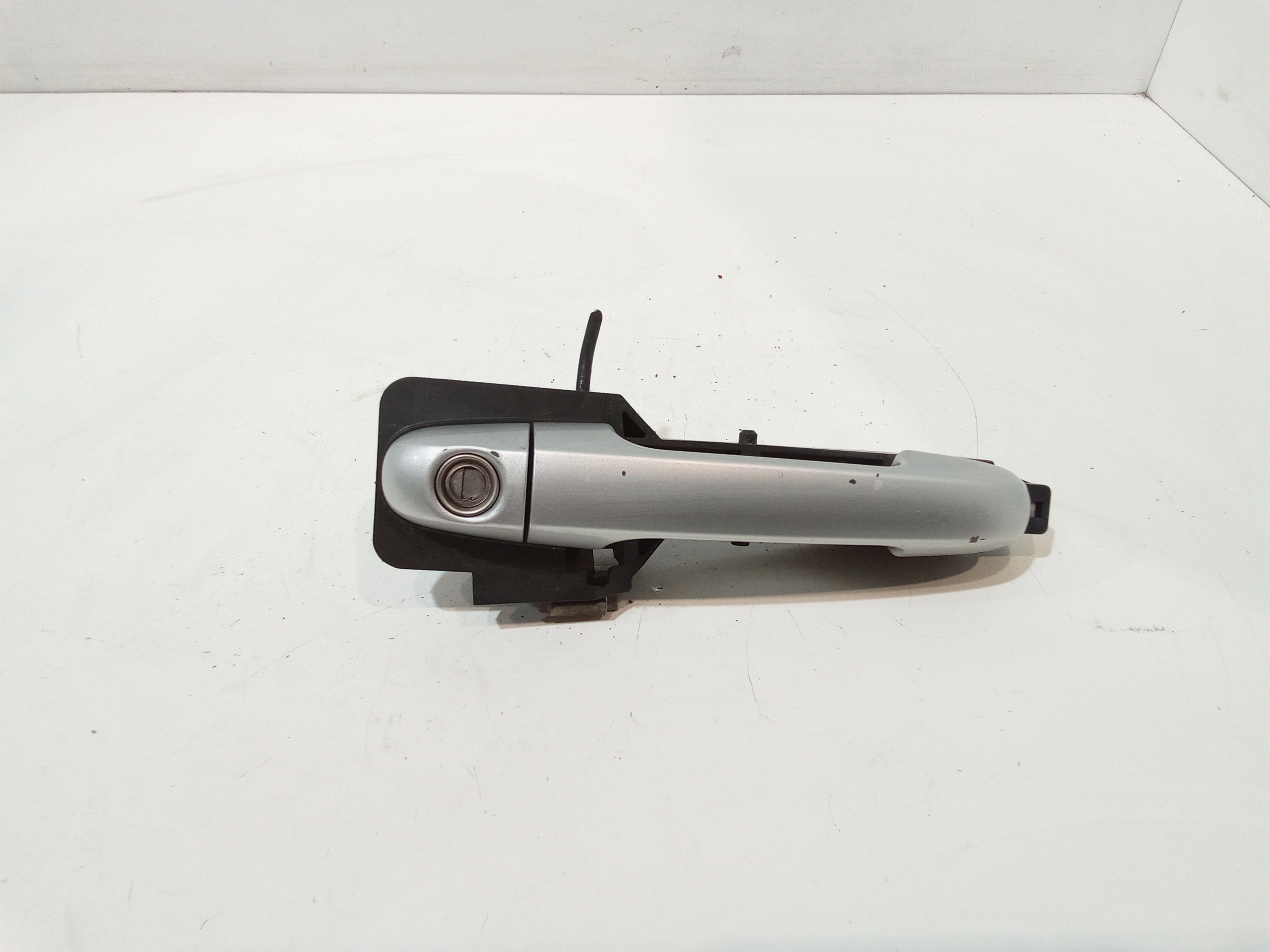 Maniglia Porta Ant. Sinistro 826511H000 Usato