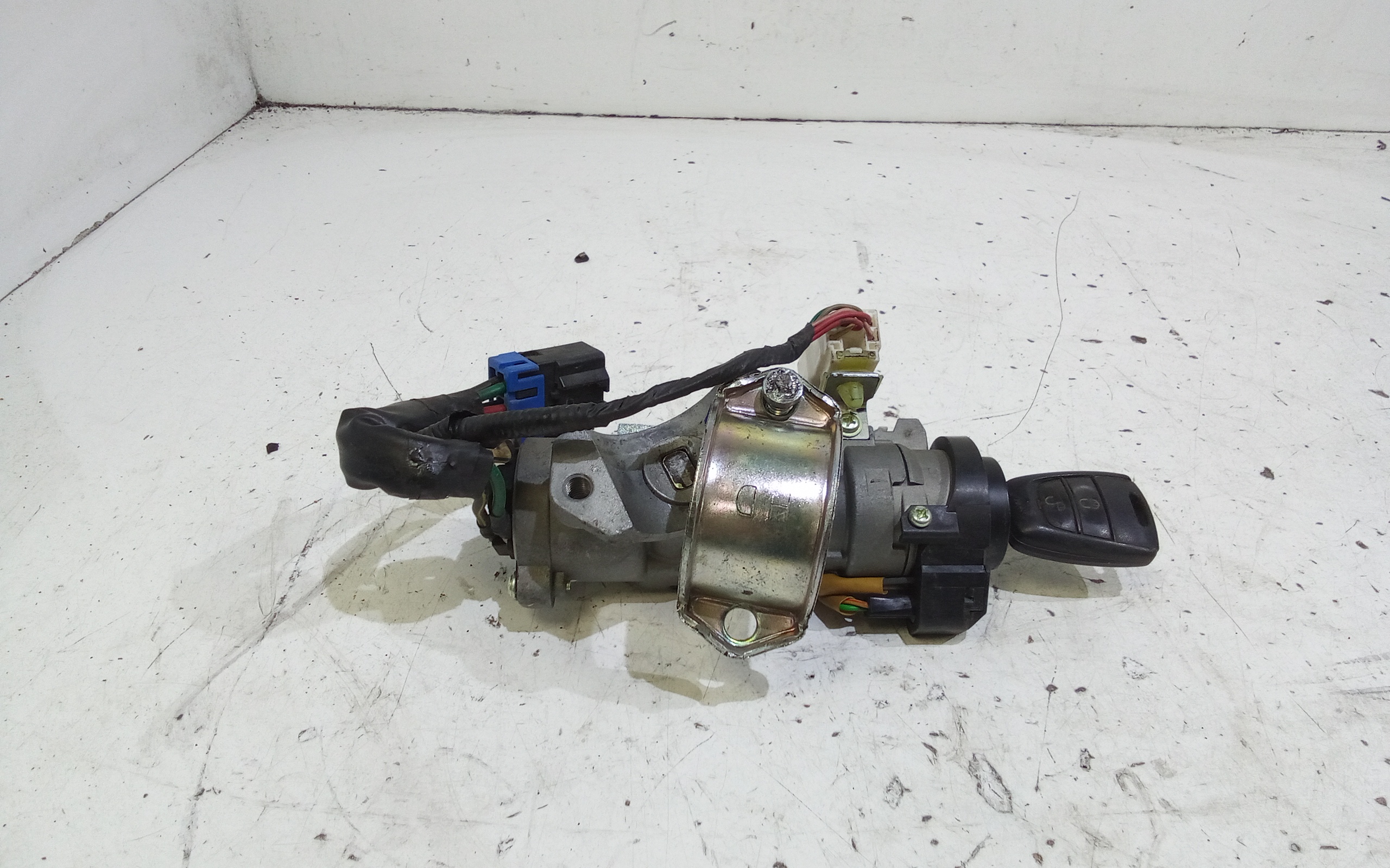 Commutatore Avviamento Con Cilindretti Serrature Usato