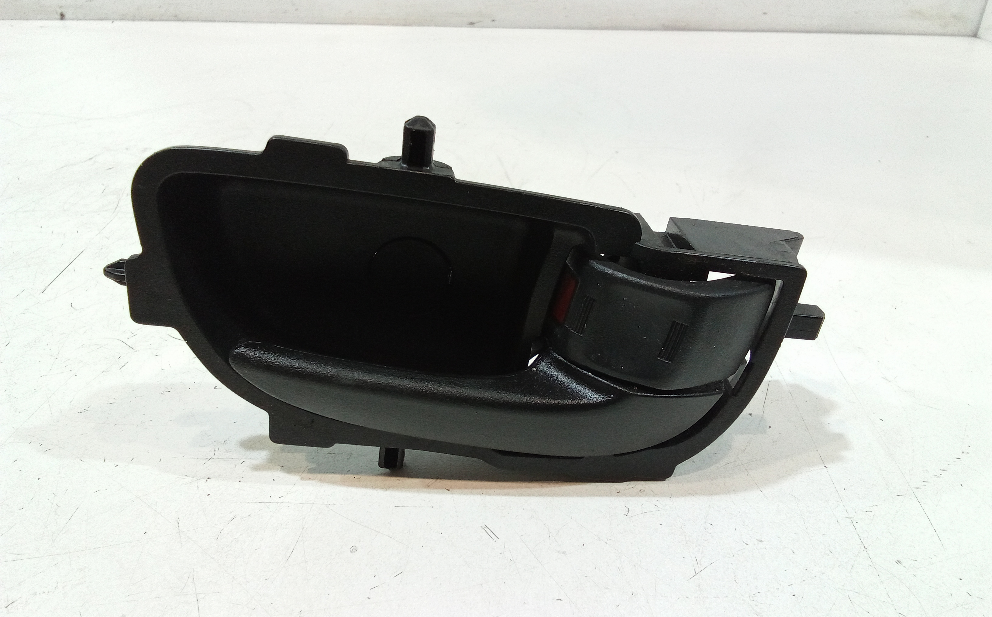 Maniglia Int. Apertura Porta Ant. Destro Usato