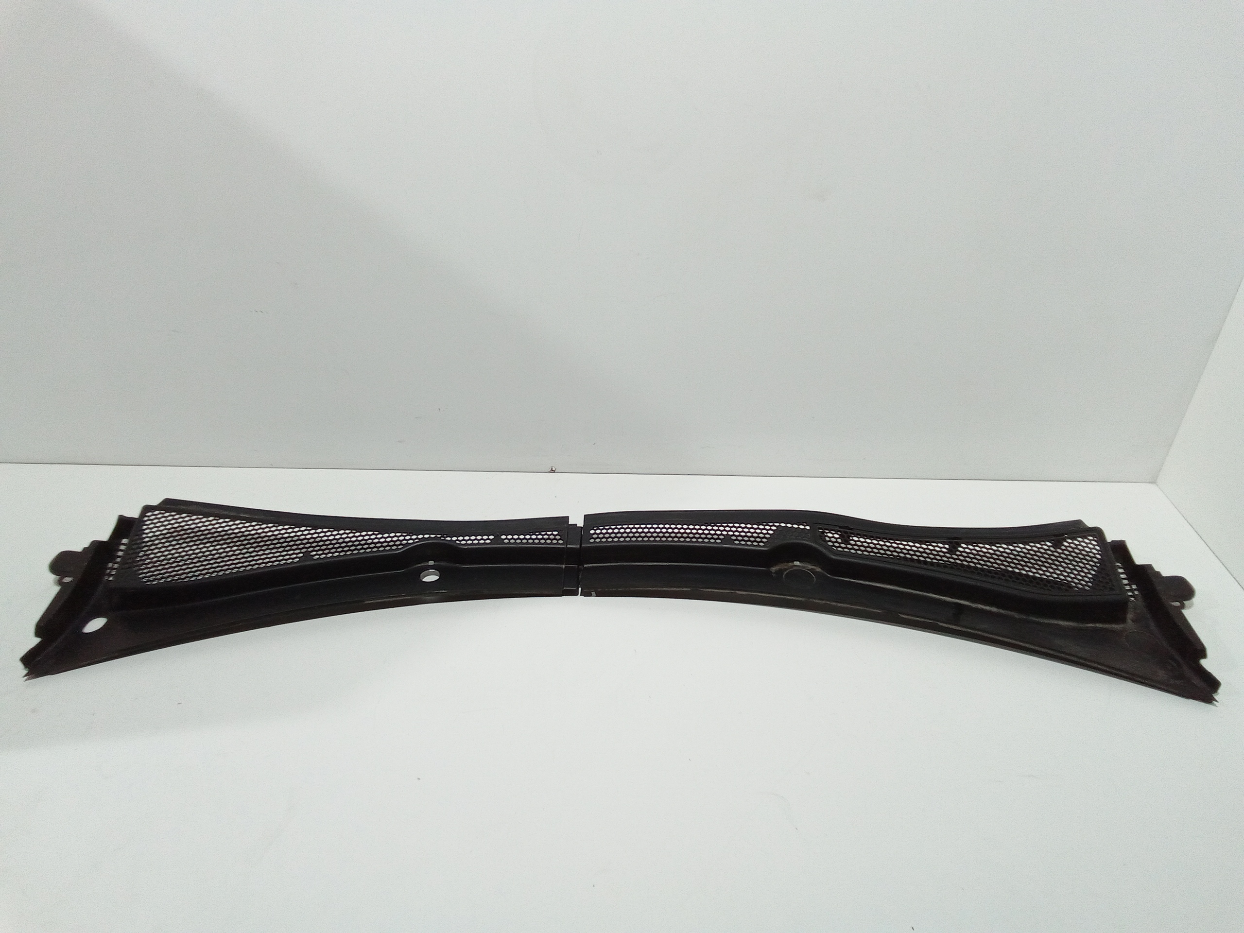 Grondina Sottoparabrezza, Griglia Sottoparabrezza Usato