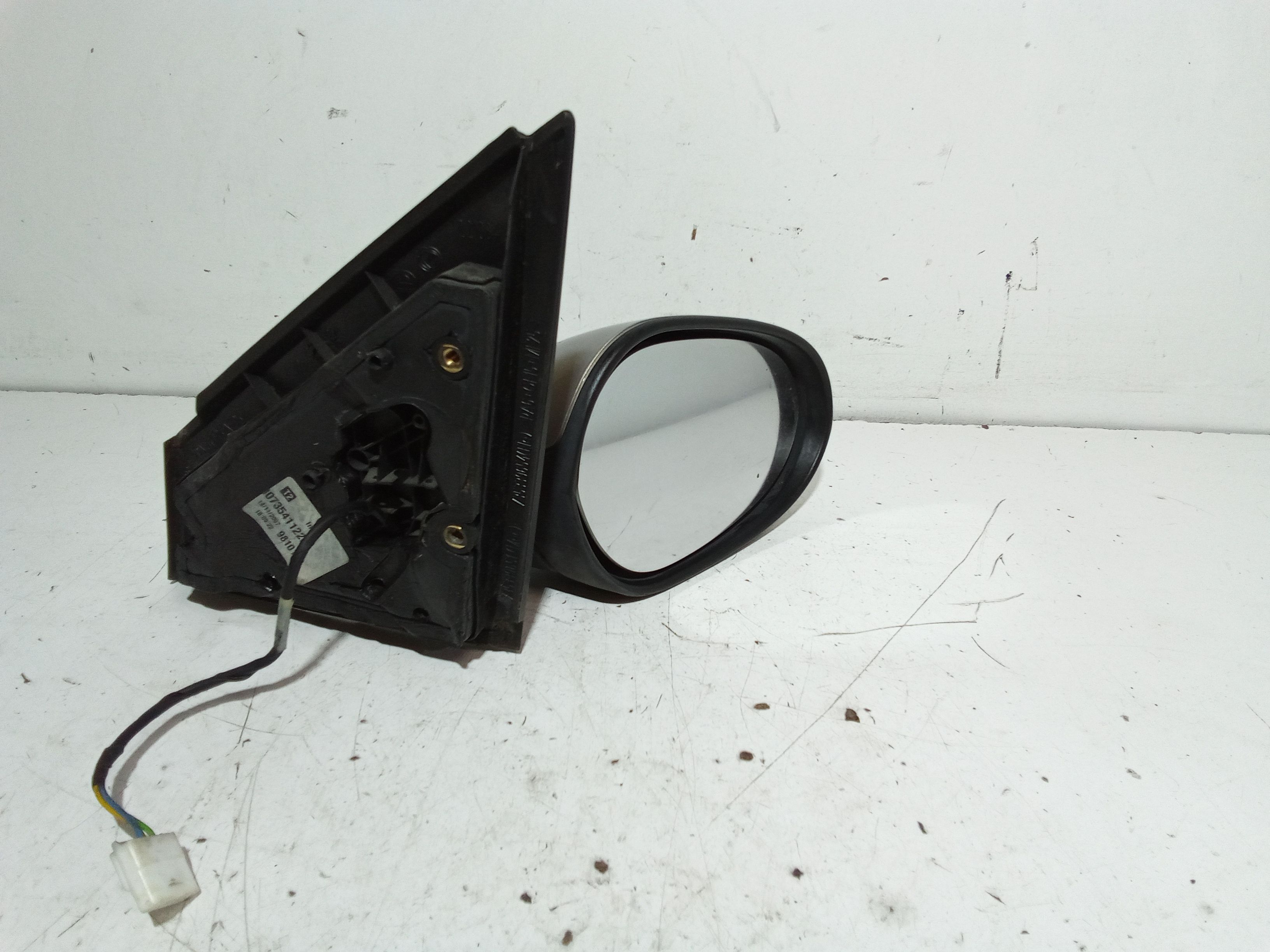 Retrovisore Est. Destro 735345130 Usato