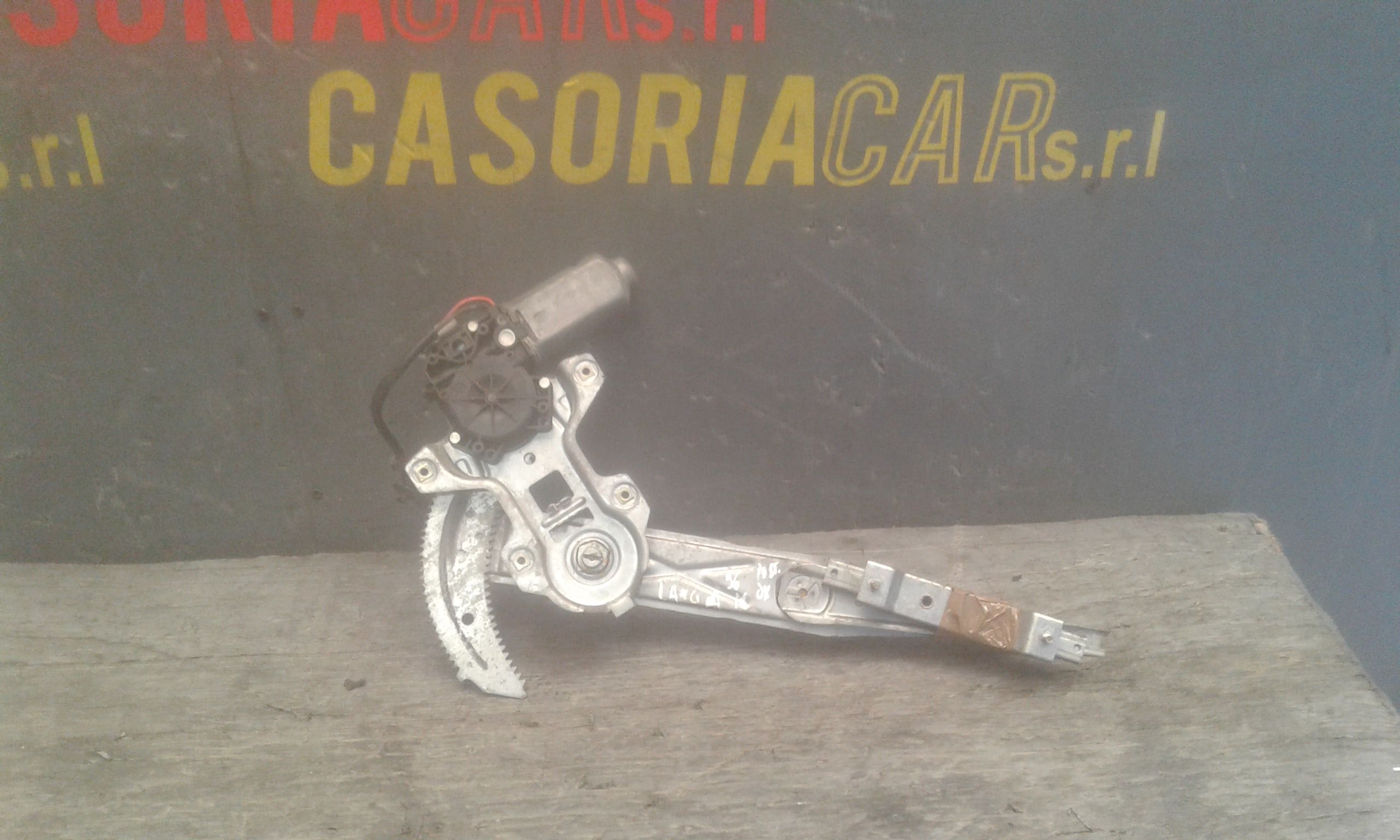 Alzacristallo Porta Post. Destro Usato