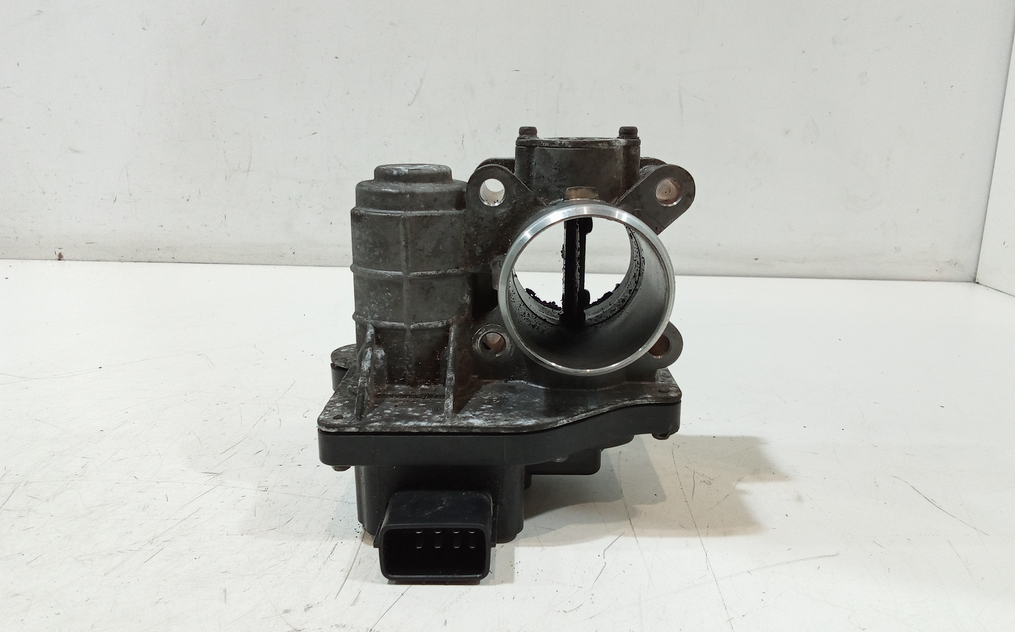 Corpo Farfallato 16400RZVG01 Usato