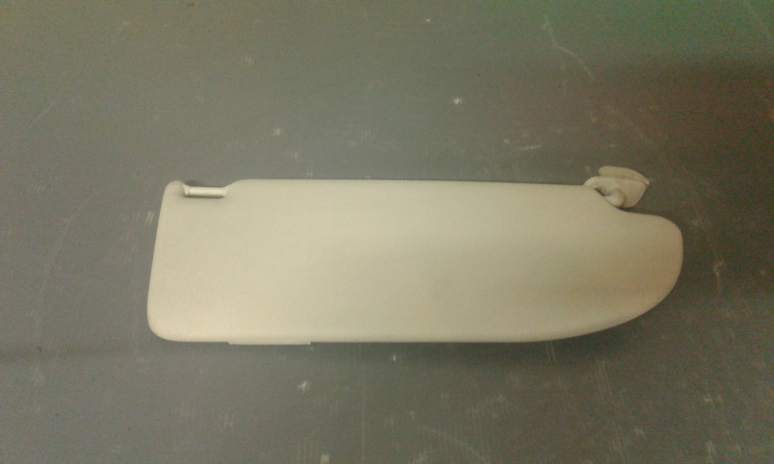 Aletta Parasole Parabrezza Sinistro 6L1857551A5W9 Usato