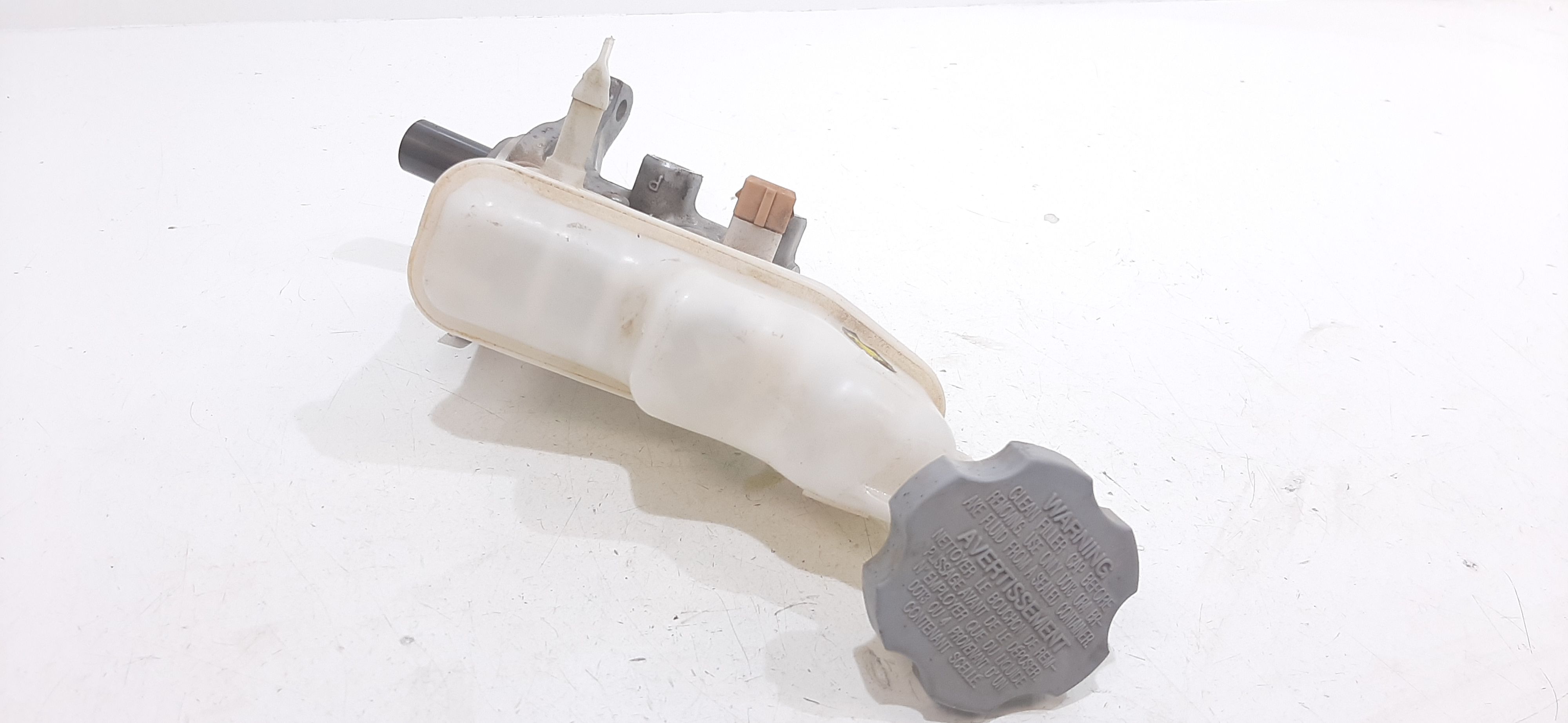 Pompa Comando Freni 585101W200 Usato